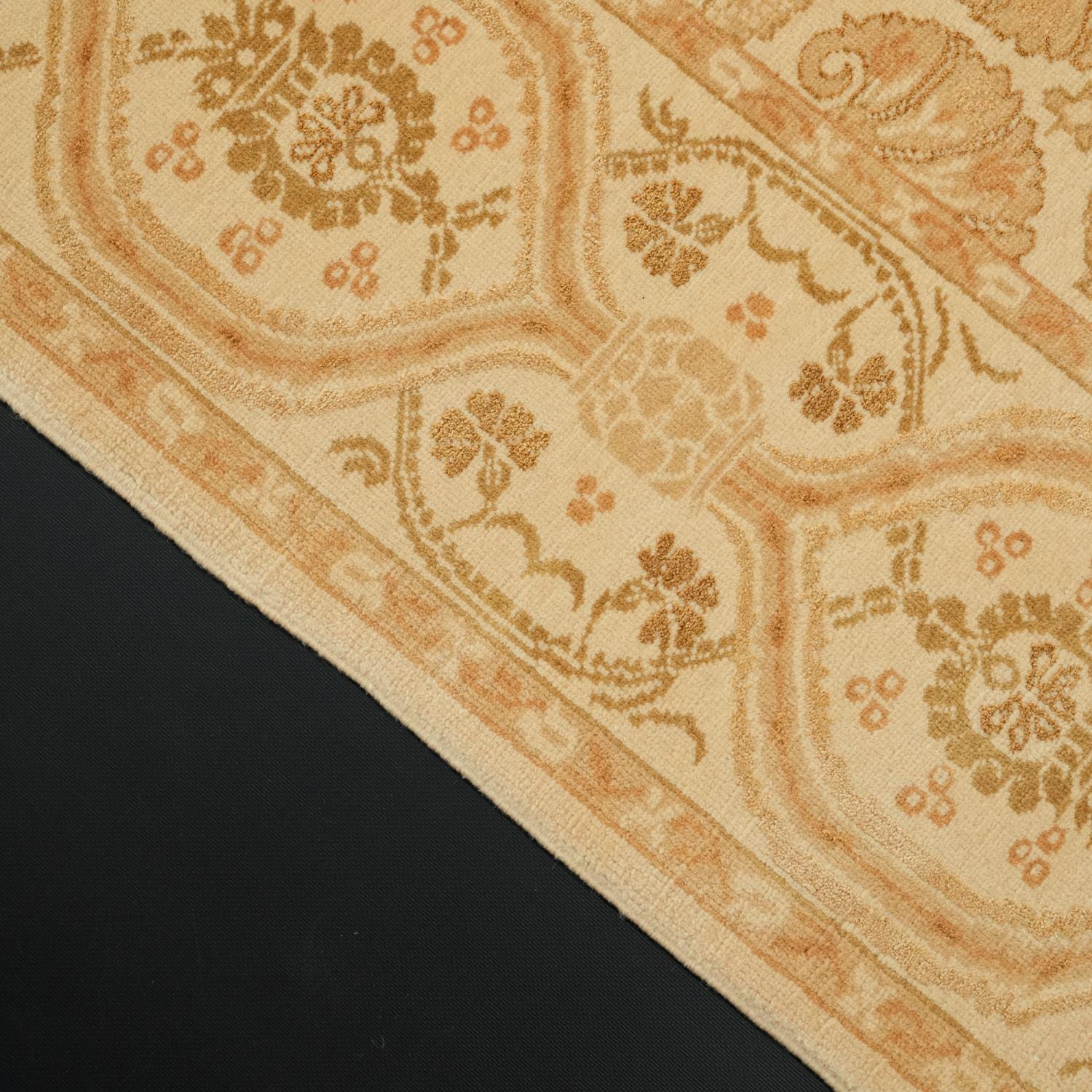 Damask Desen Halı Modelleri