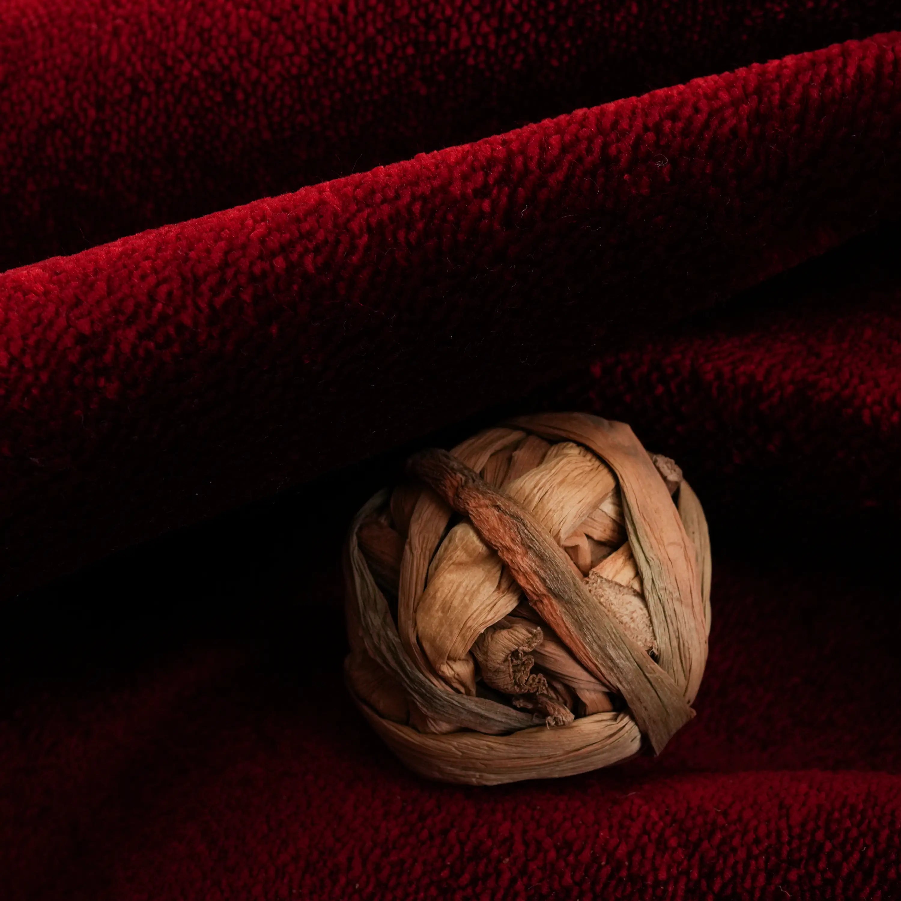 Alzade Serisi Sade Desenli Kırmızı Tencel Tezgah Dokuma Halı