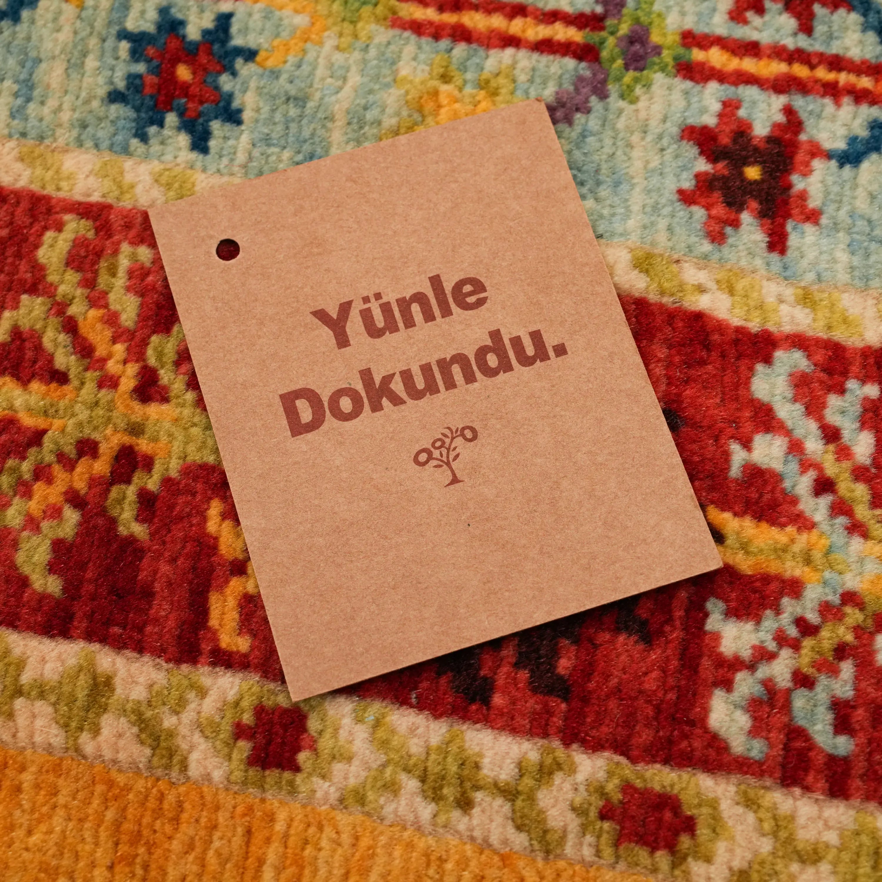 Anadolu Şal Series Handwoven Wool Sivas Zara Patterned Rug