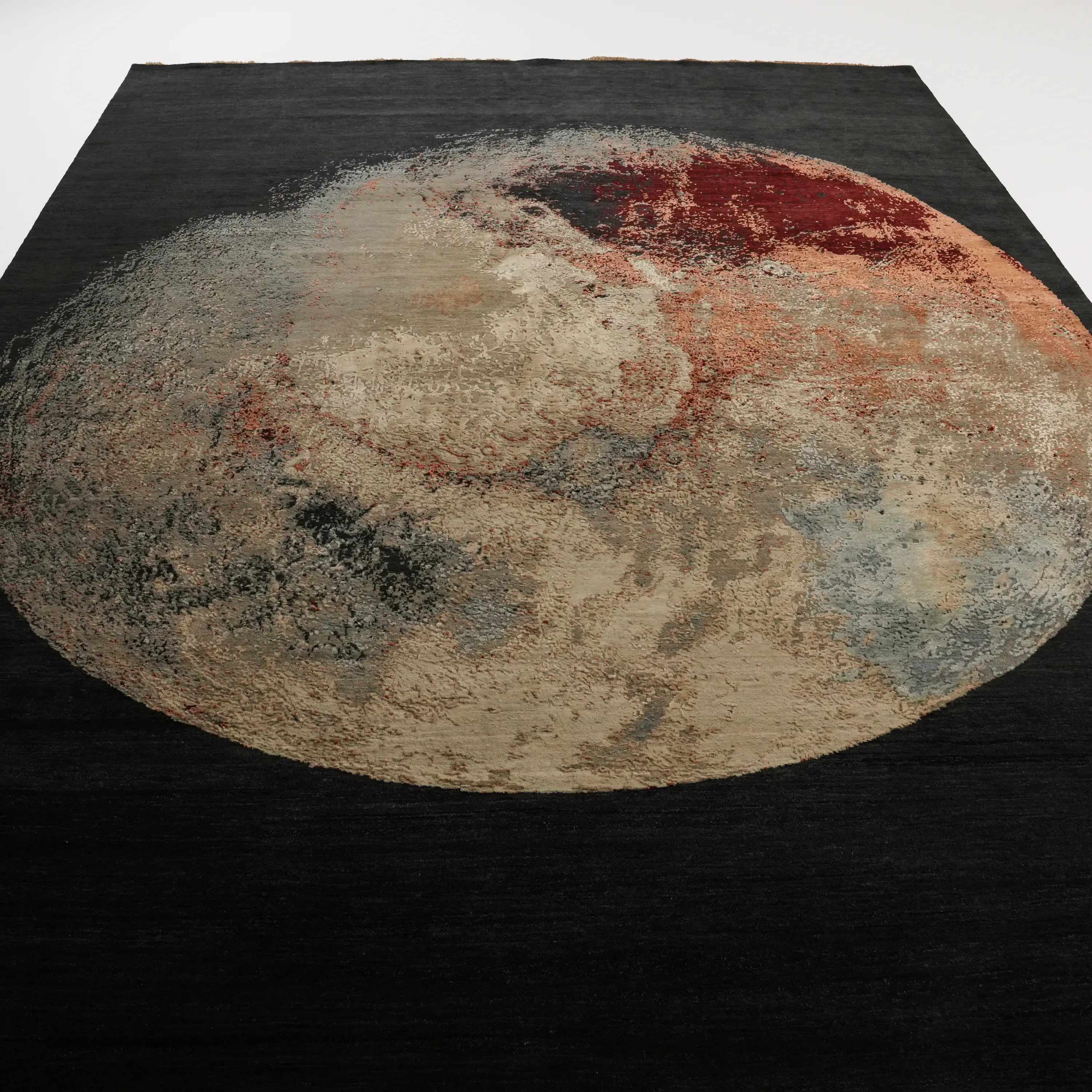 Aren Series Handwoven Geometric Pattern Anthracite Silk Rug