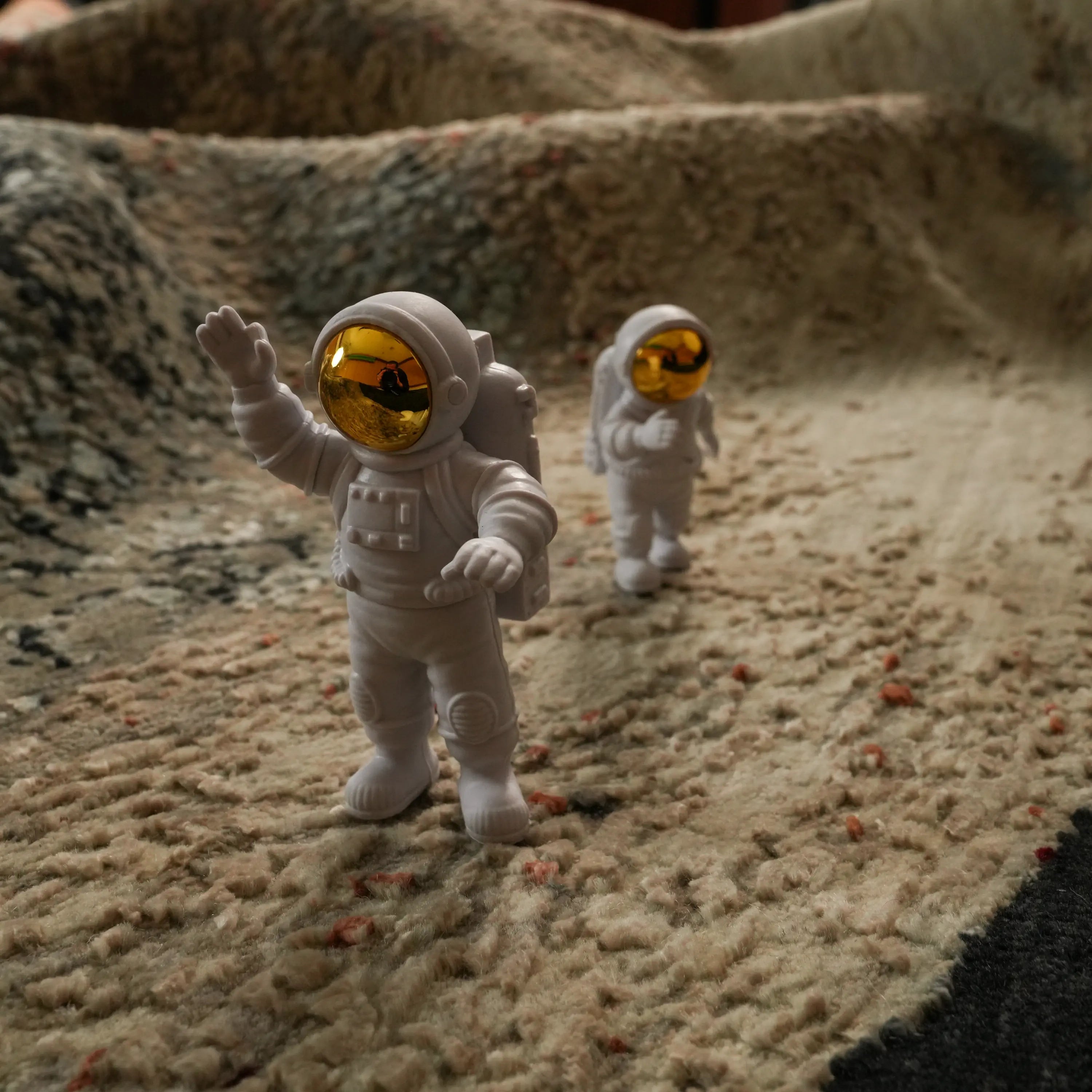 Aren Series Handwoven Geometric Pattern Anthracite Silk Rug