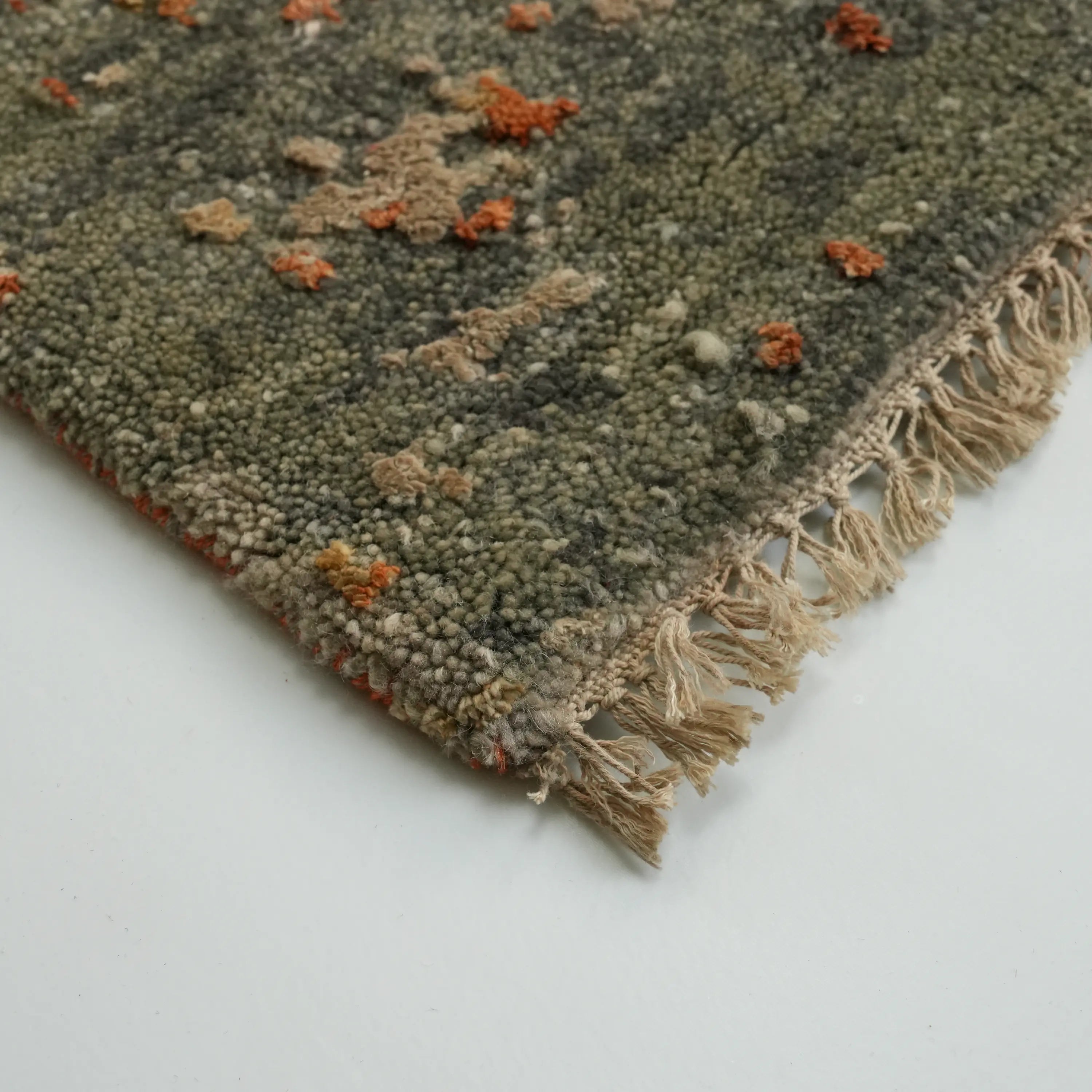 Aren Series Handwoven Abstract Patterned Gray Silky Rug