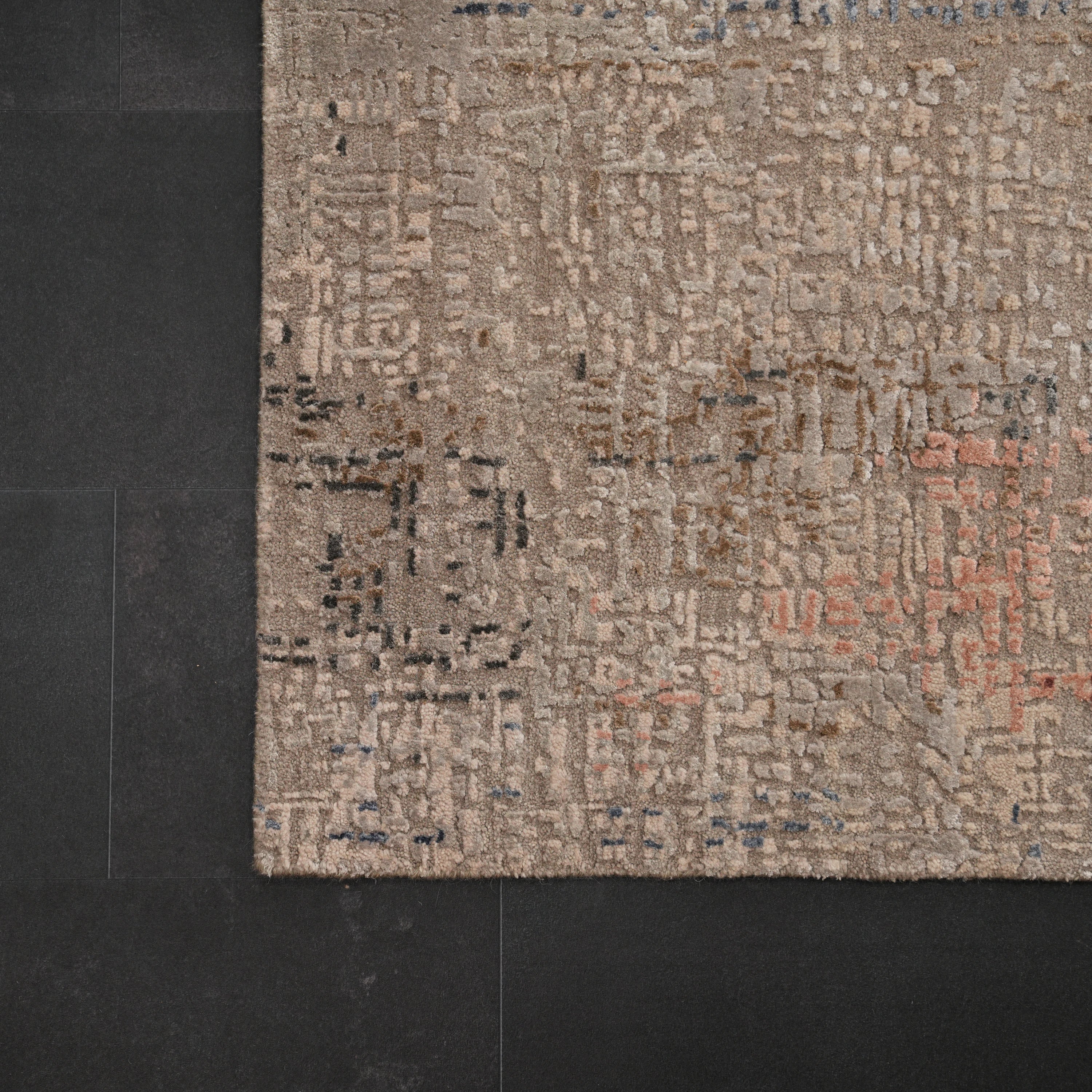 Aren Serisi El Dokuma Soyut Desenli Gri Yün Halı