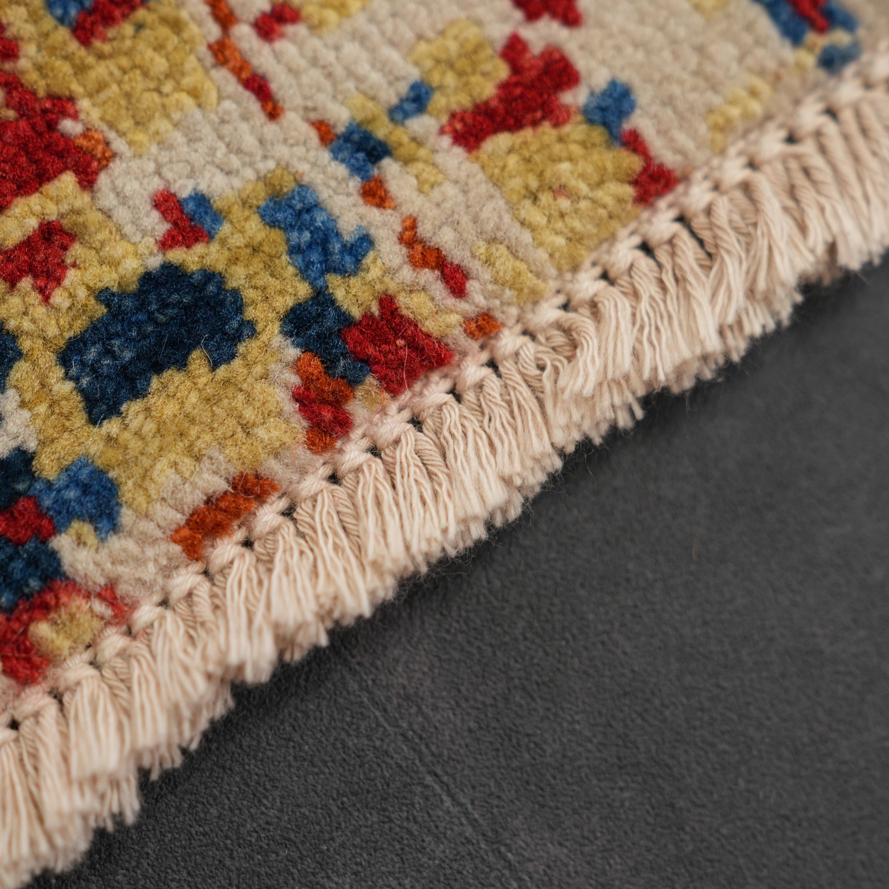 Aren Serisi El Dokuma Soyut Desenli Rengarenk Yün Halı