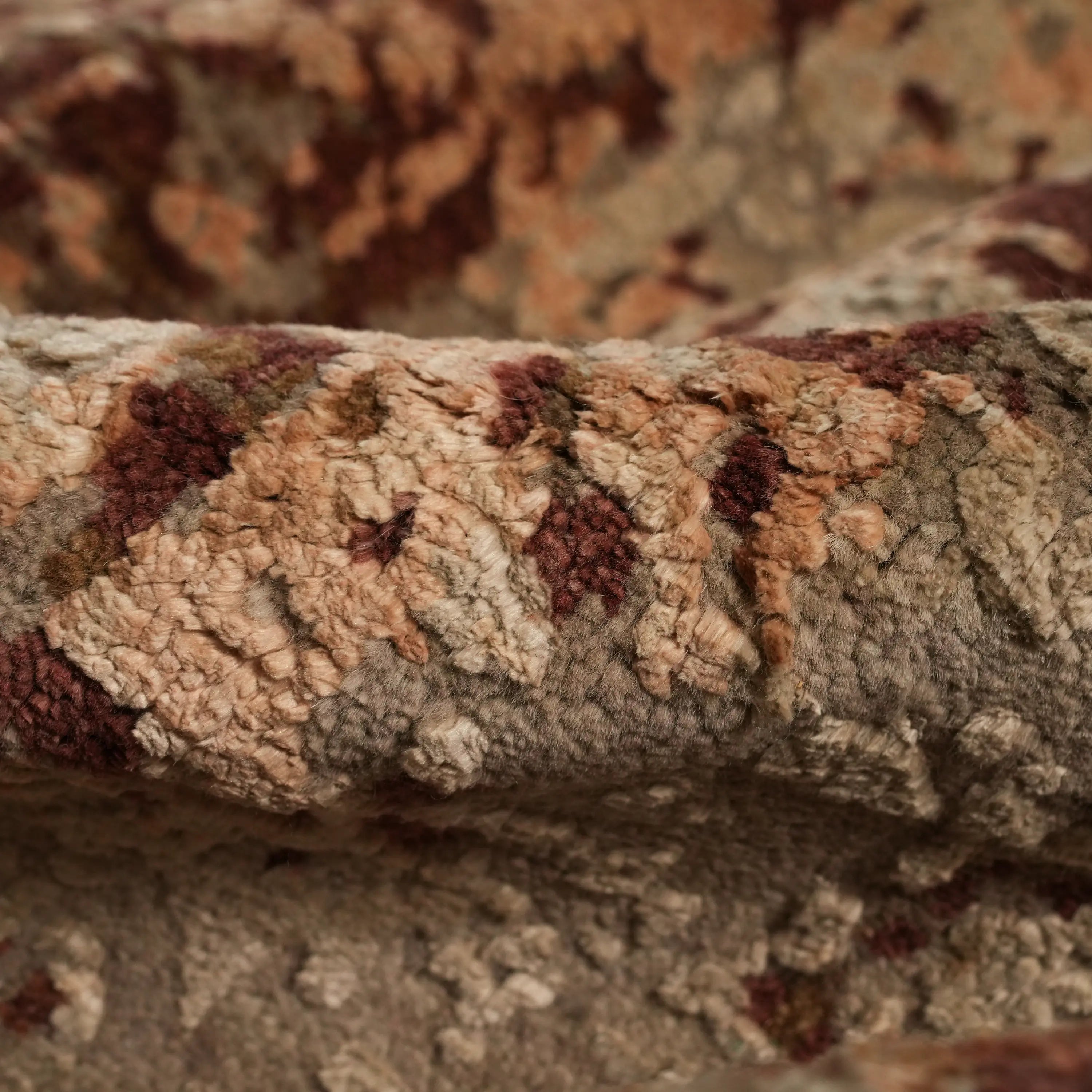 Aren Series Handwoven Abstract Pattern Mink Silk Rug