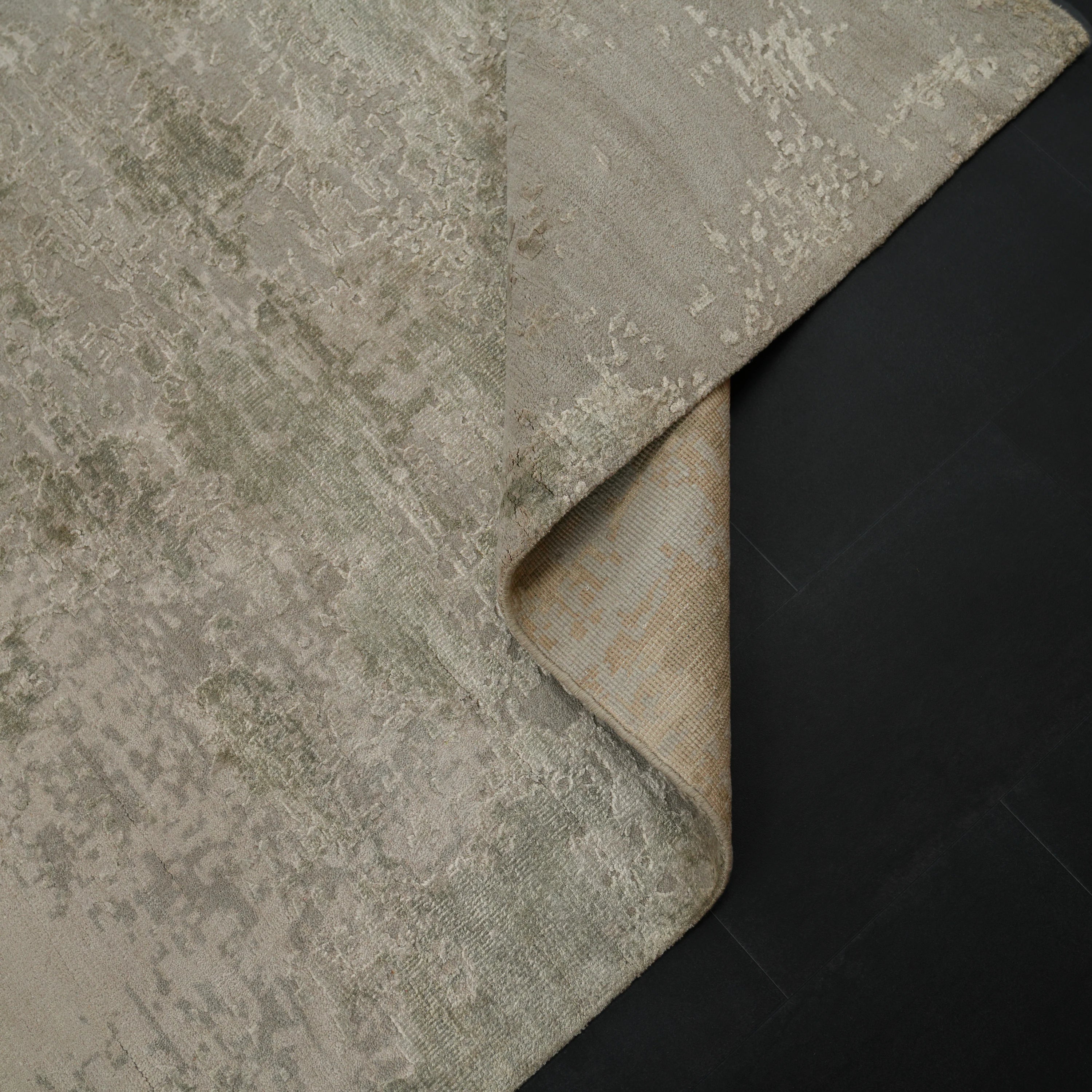 Aren Serisi El Dokuma Soyut Desenli Vizon Yün Halı