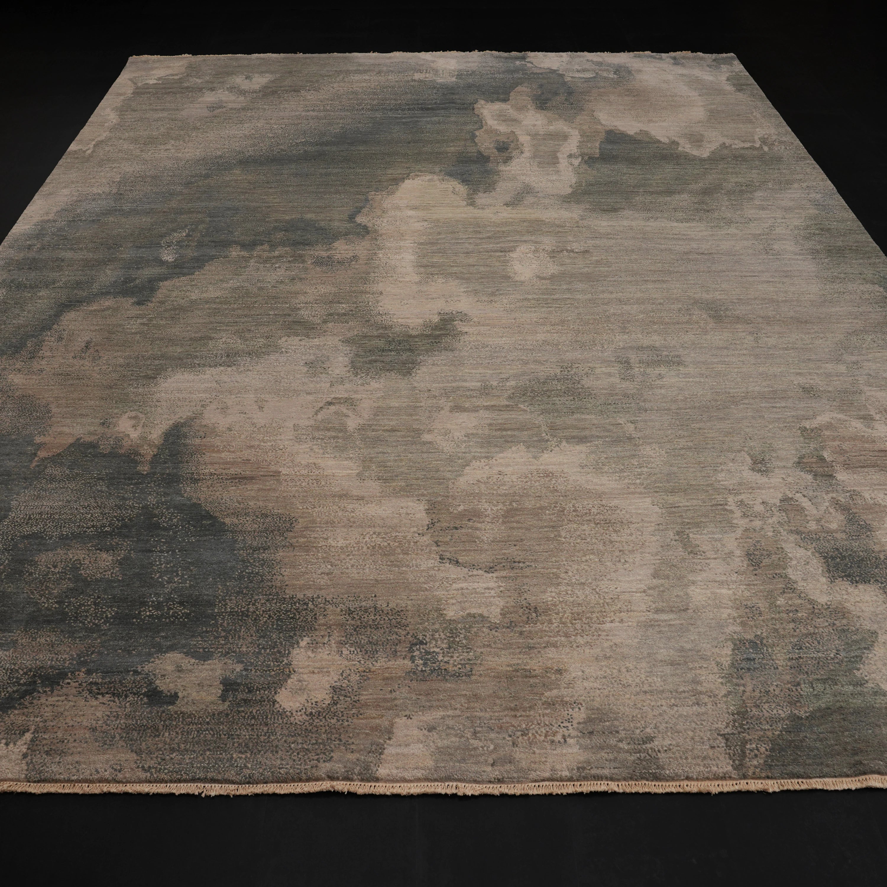 Aren Serisi El Dokuma Soyut Desenli Yün Gri Halı