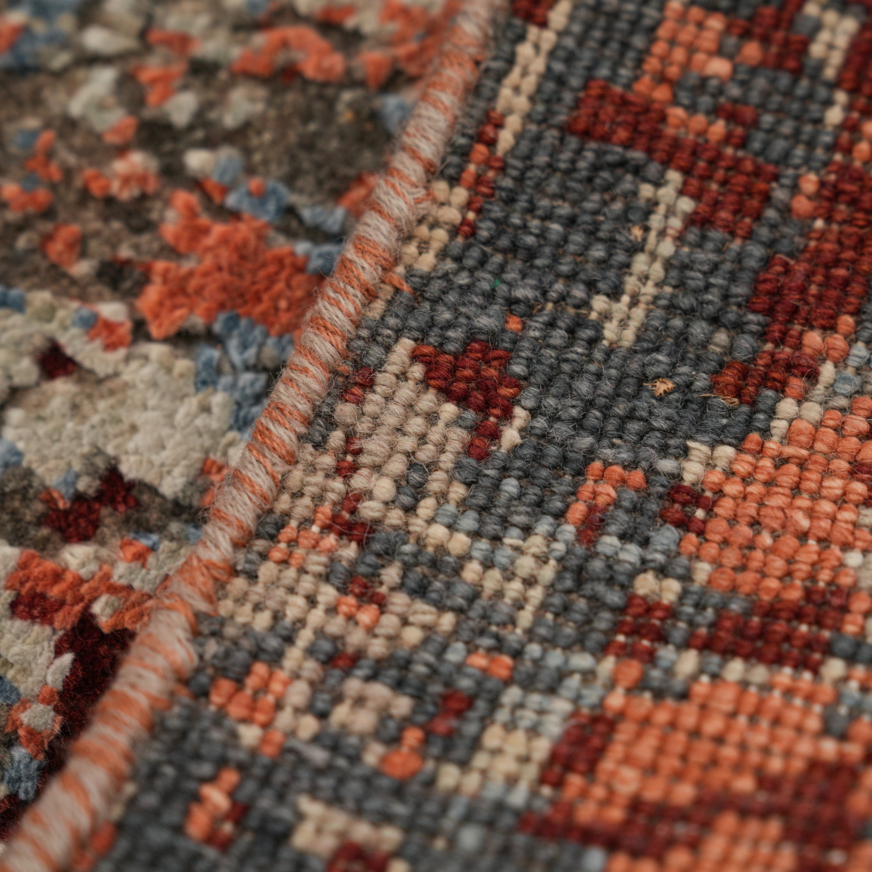 Aren Serisi El Dokuma Soyut Desenli Yün Rengarenk Halı