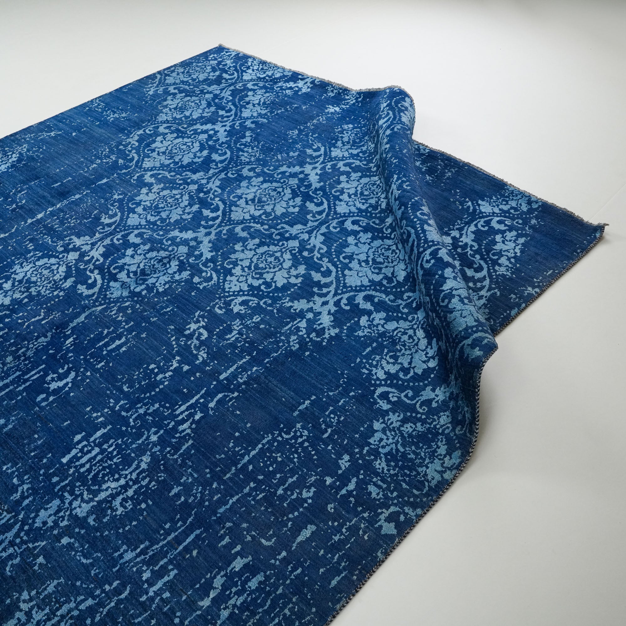 Ayan Series Handwoven Vintage Patterned Navy Wool Rug