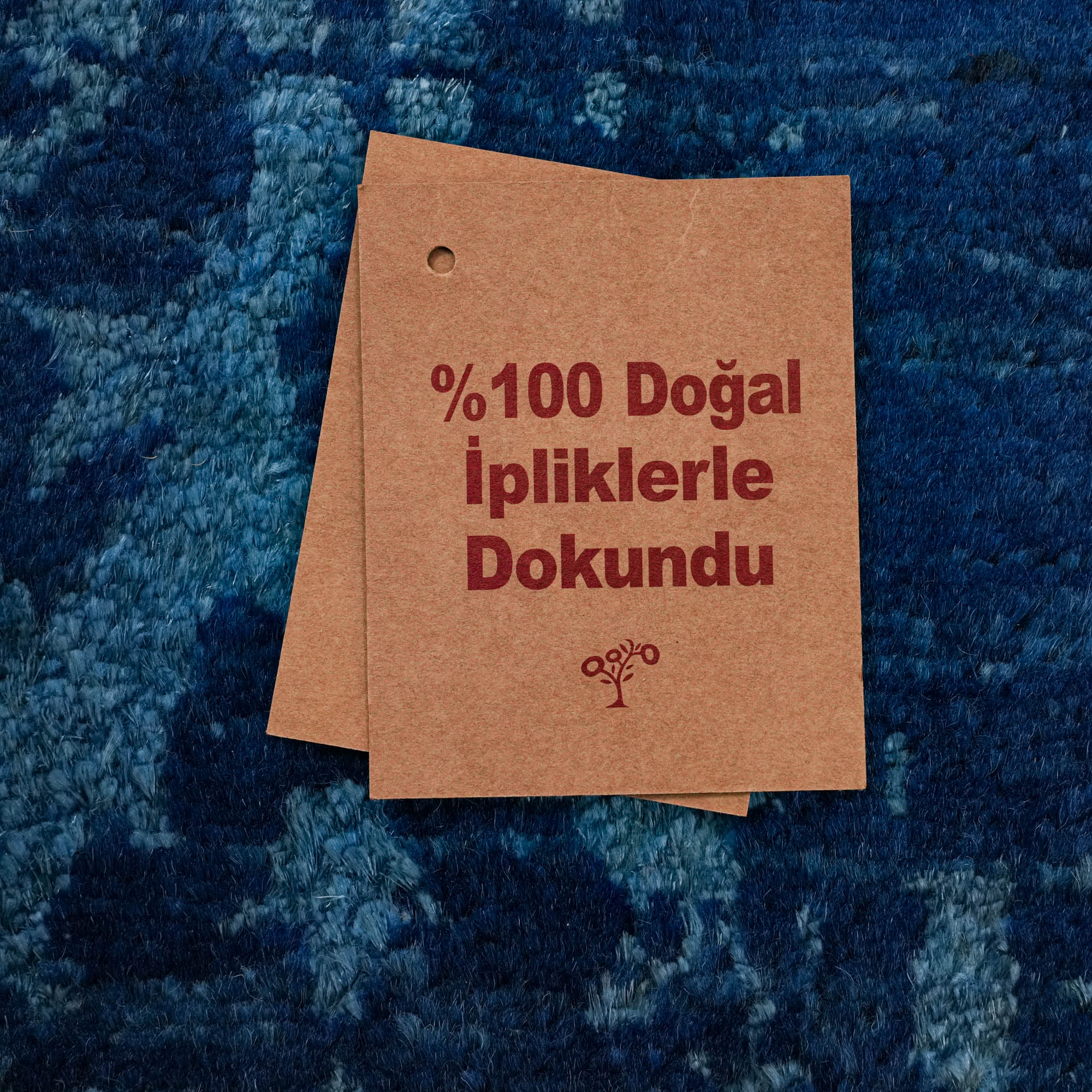 Ayan Series Handwoven Vintage Patterned Navy Wool Rug