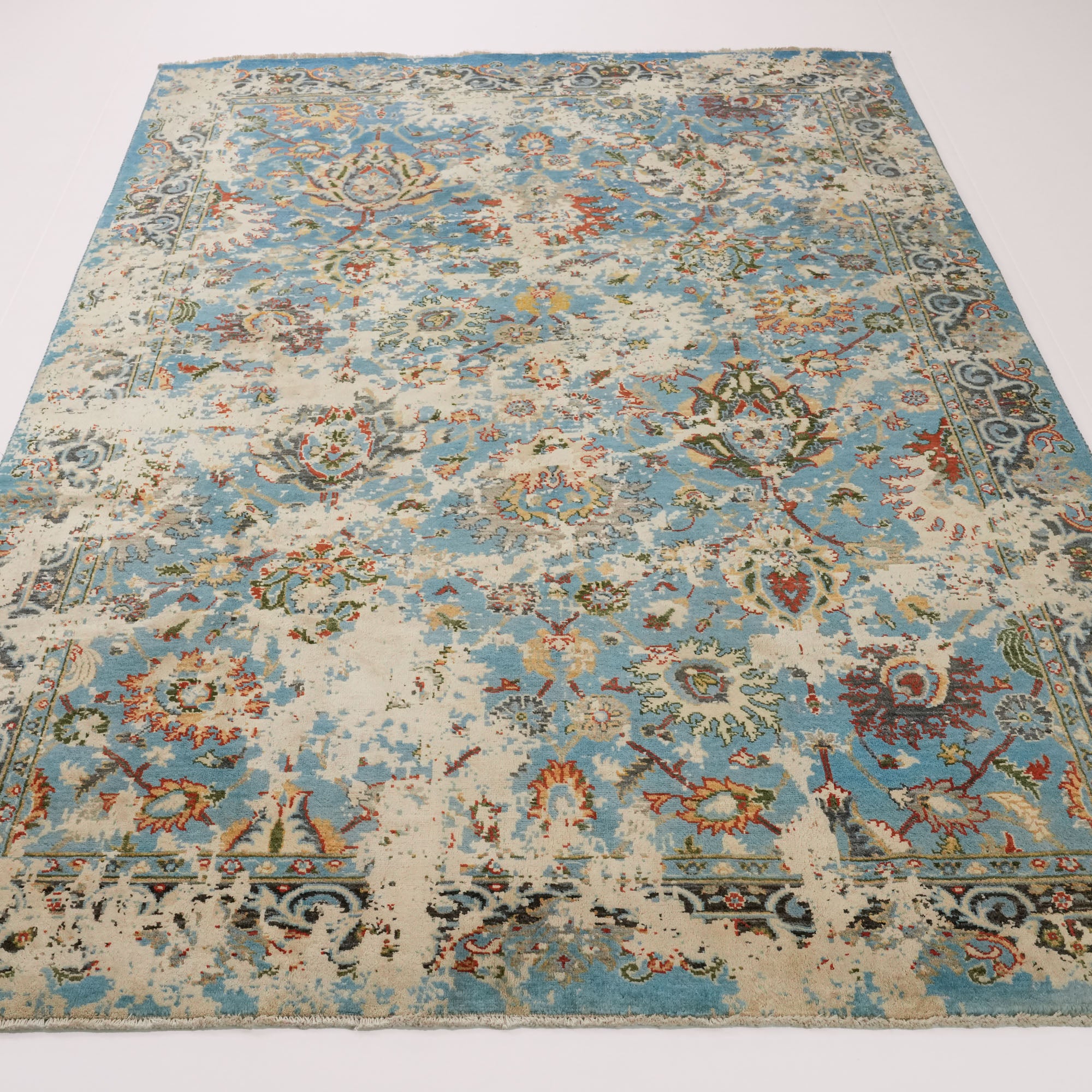 Ayan Serisi El Dokuma Vintage Desenli Mavi Yün Halı