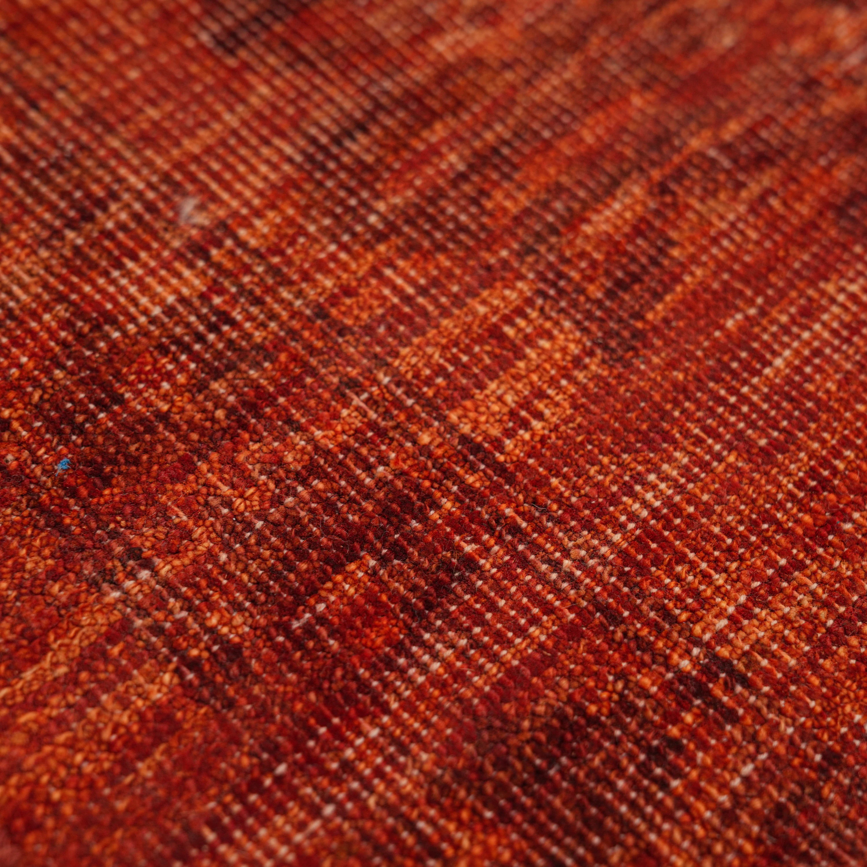 Ayan Serisi El Dokuma Vintage Desenli Yün Kırmızı Halı