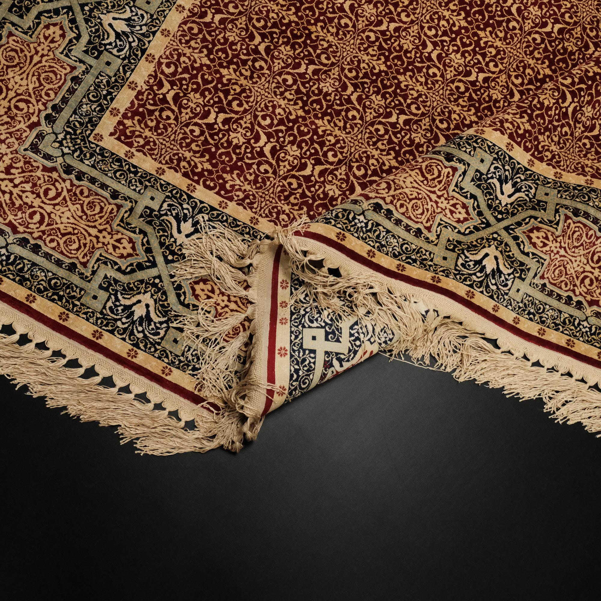 Frame Design Hand Woven Carpet