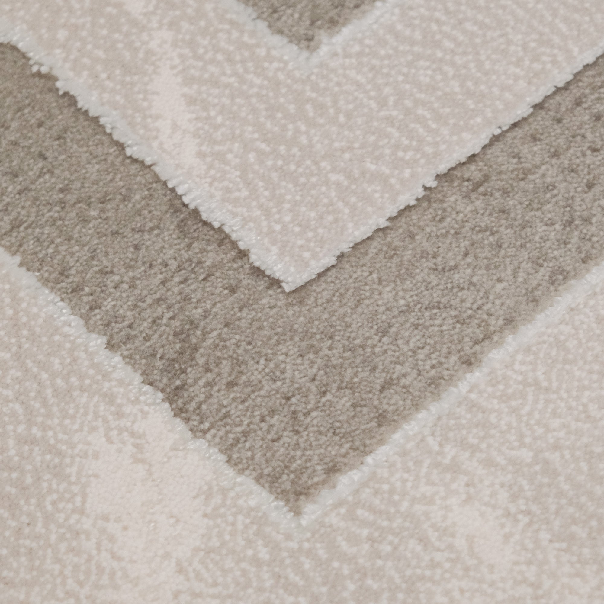 Çerçeve Desenli Akrilik Krem Halı