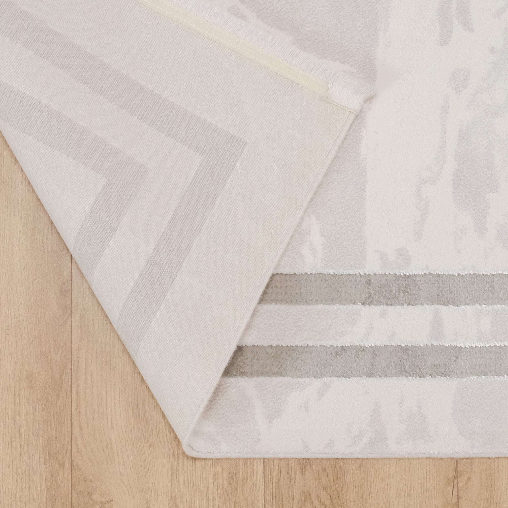 Çerçeve Desenli Akrilik Krem Halı