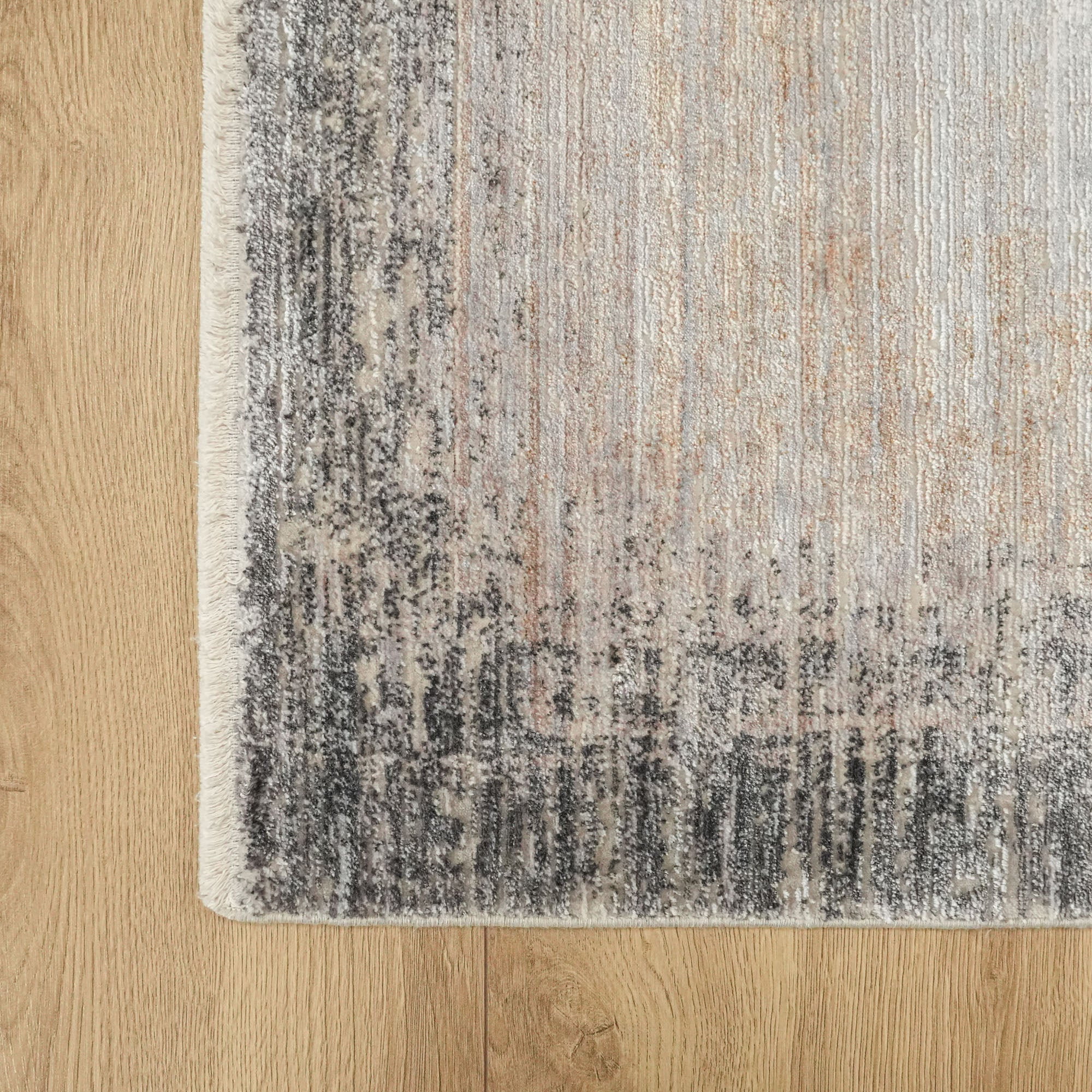 Frame Patterned Machine Woven Carpet