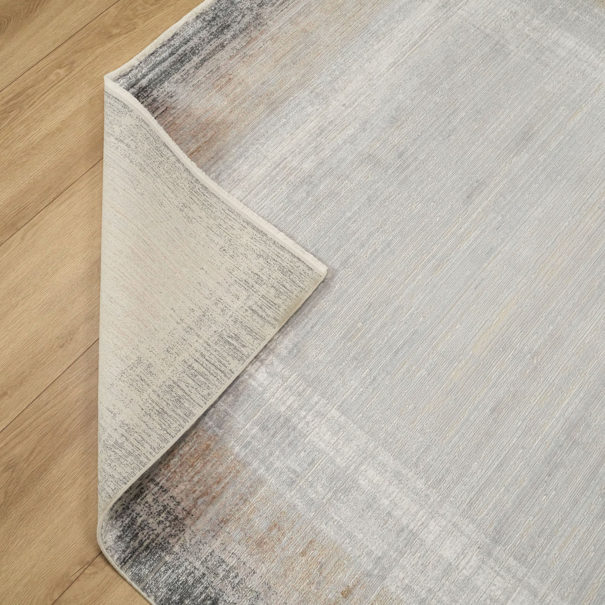 Frame Patterned Machine Woven Carpet