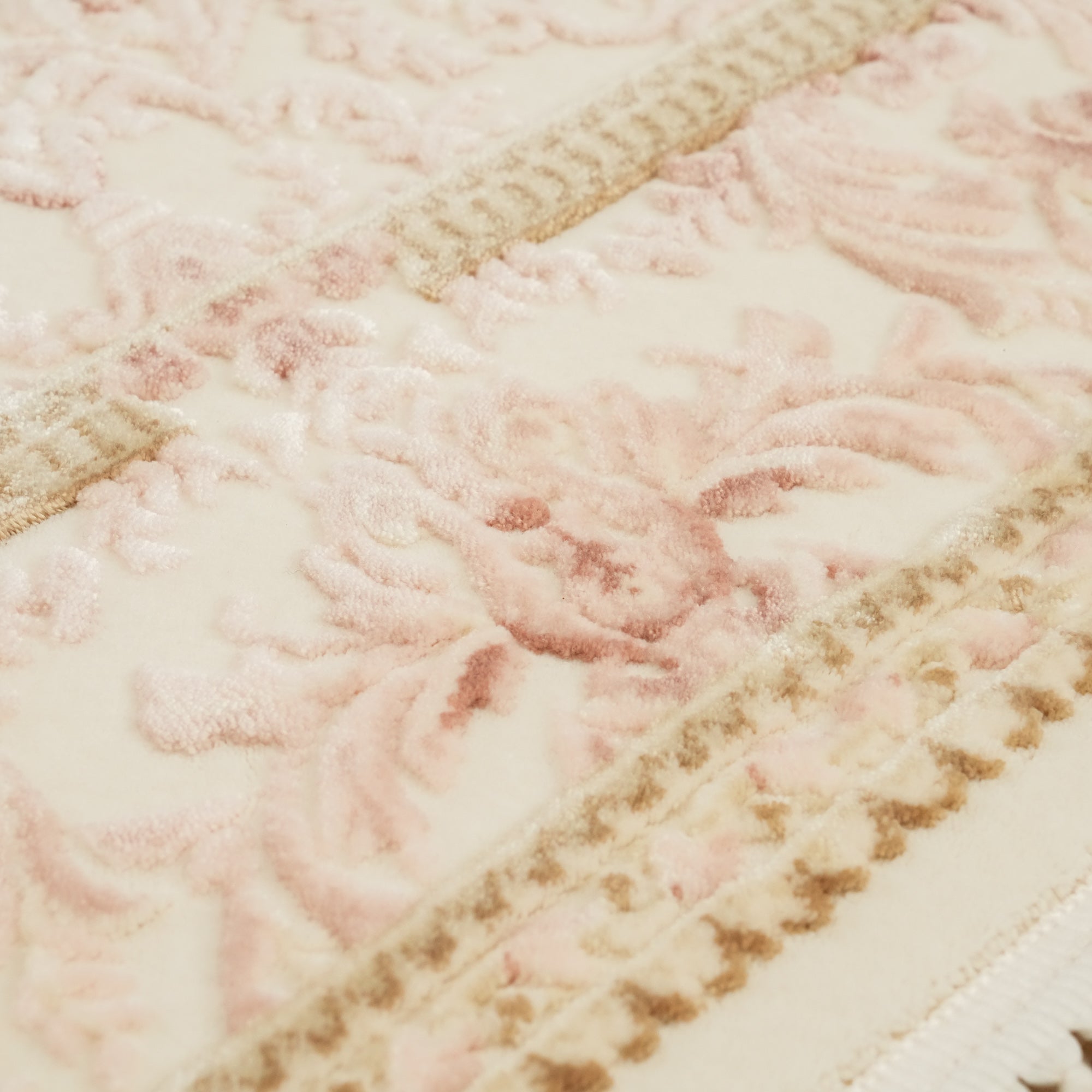 Cream Acrylic Carpet with Frame Pattern