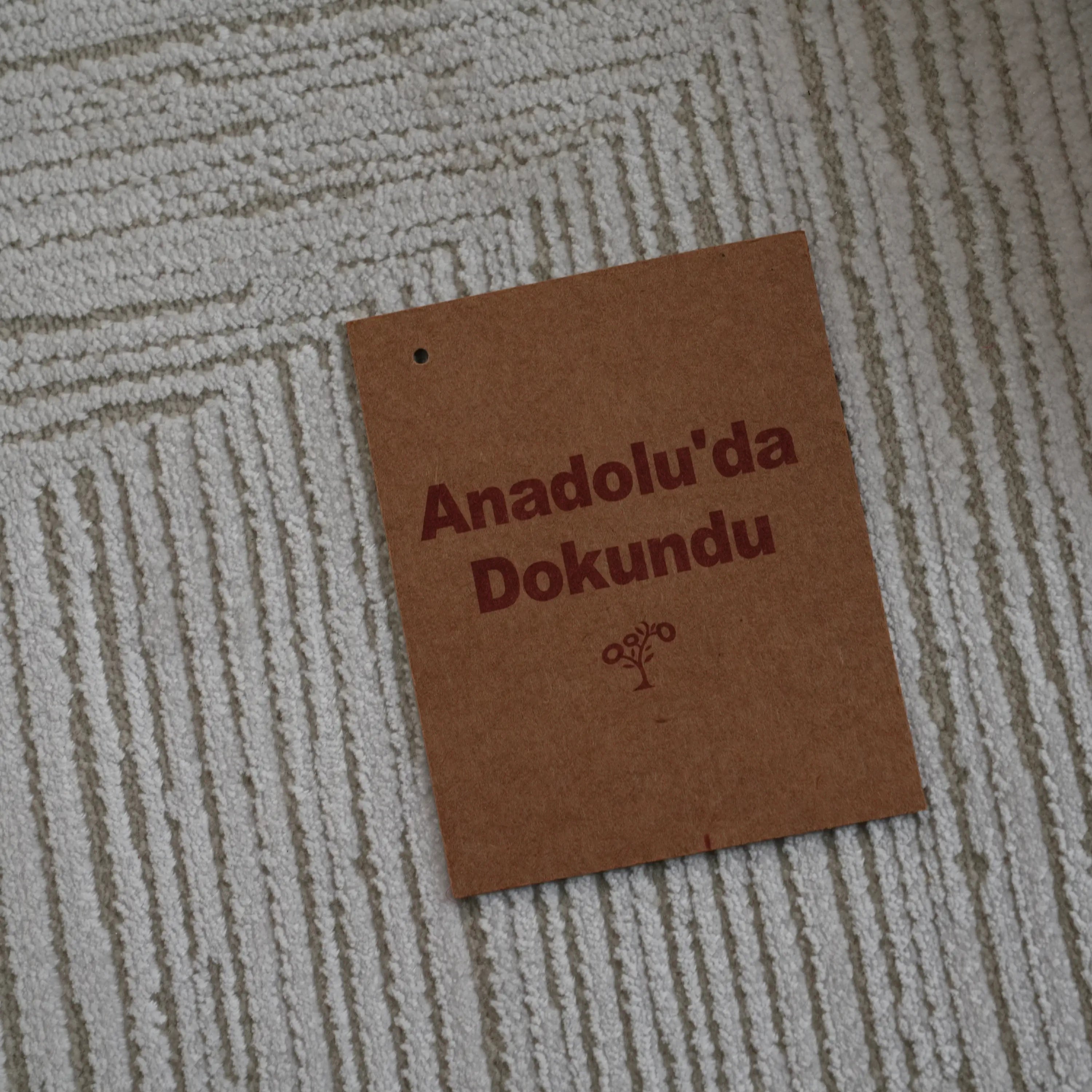 Frame Patterned Machine Woven Carpet