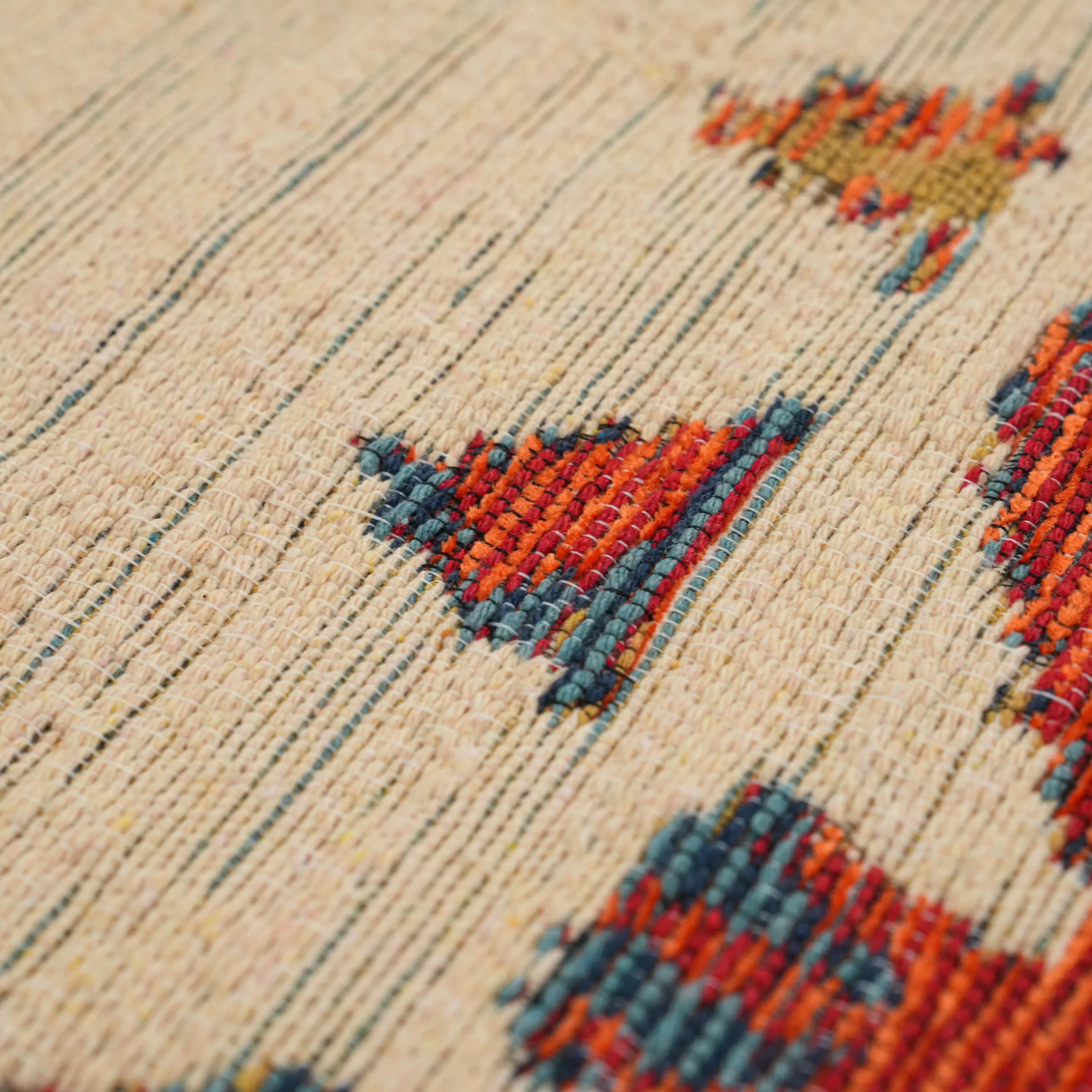 Çiçek Desenli Krem Pamuk Kilim