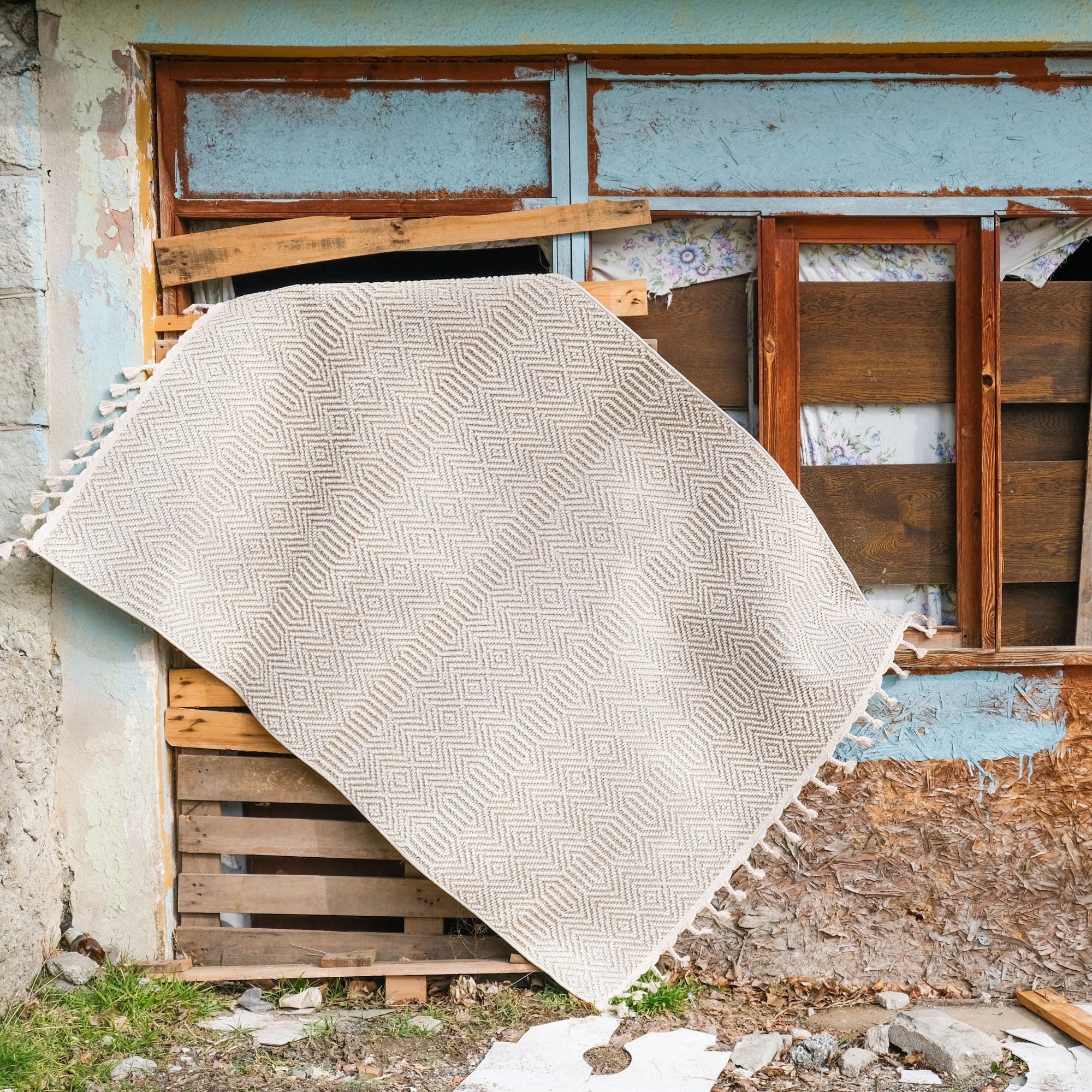 Soho Scandinavian Design Machine Woven Carpet