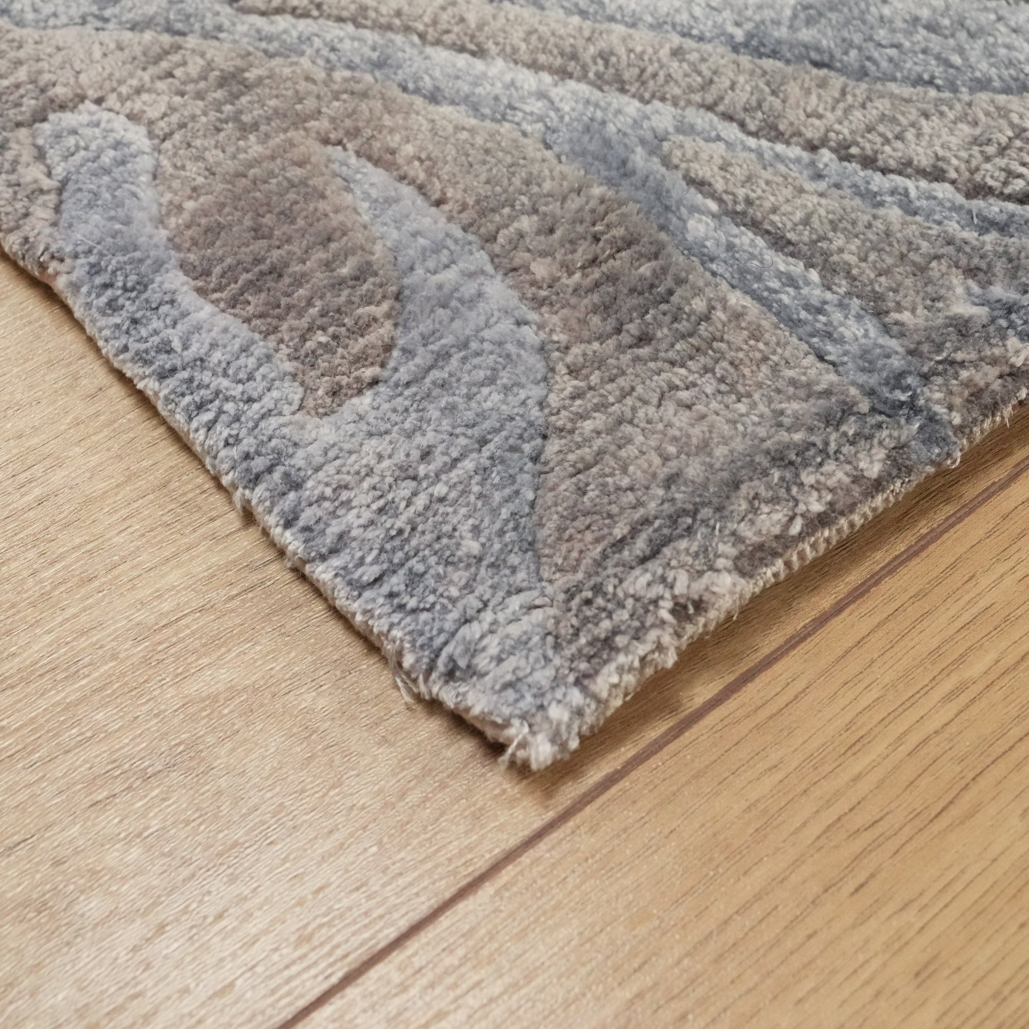 Damask Desenli El Dokuma Halı