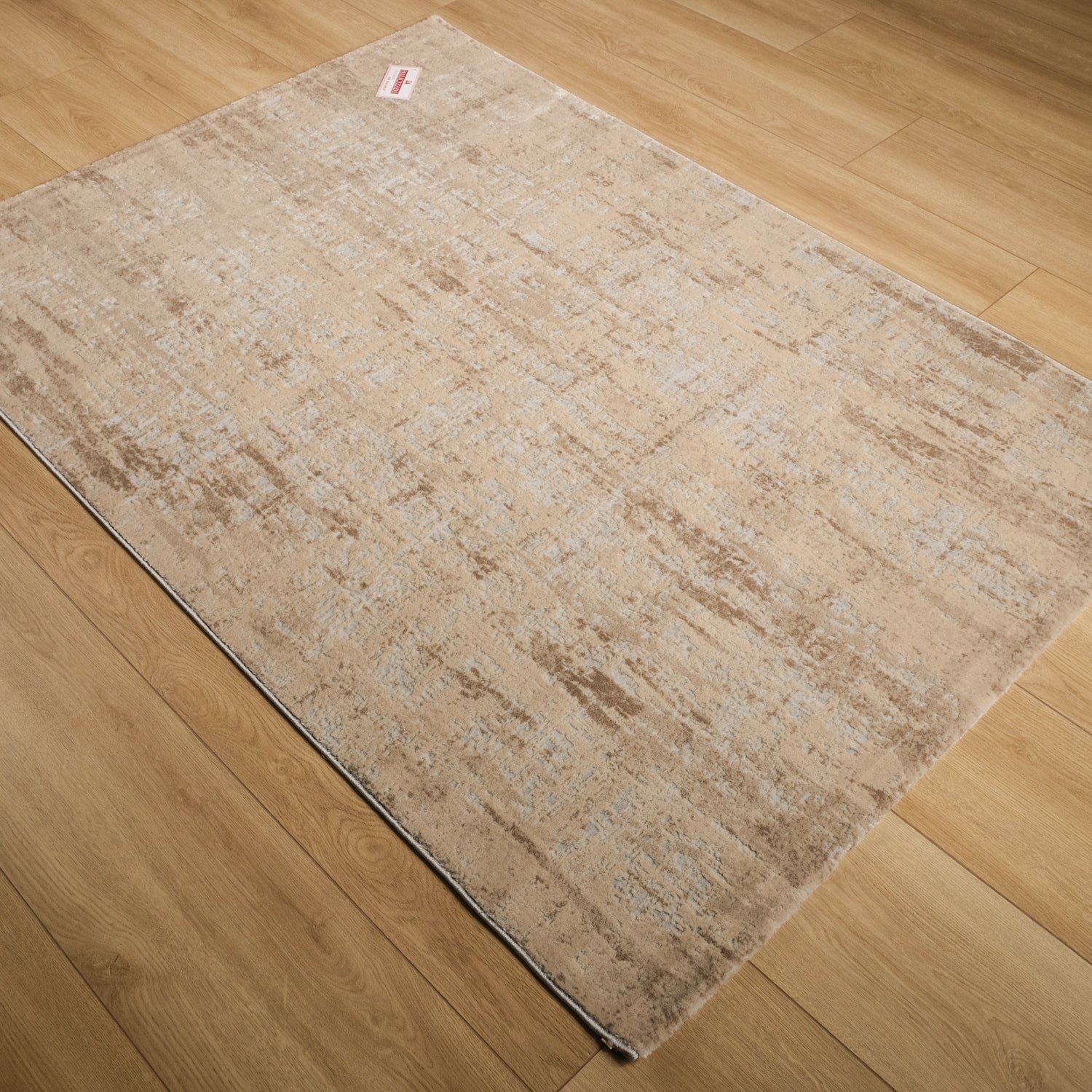 Como Abstract Design Machine Woven Carpet