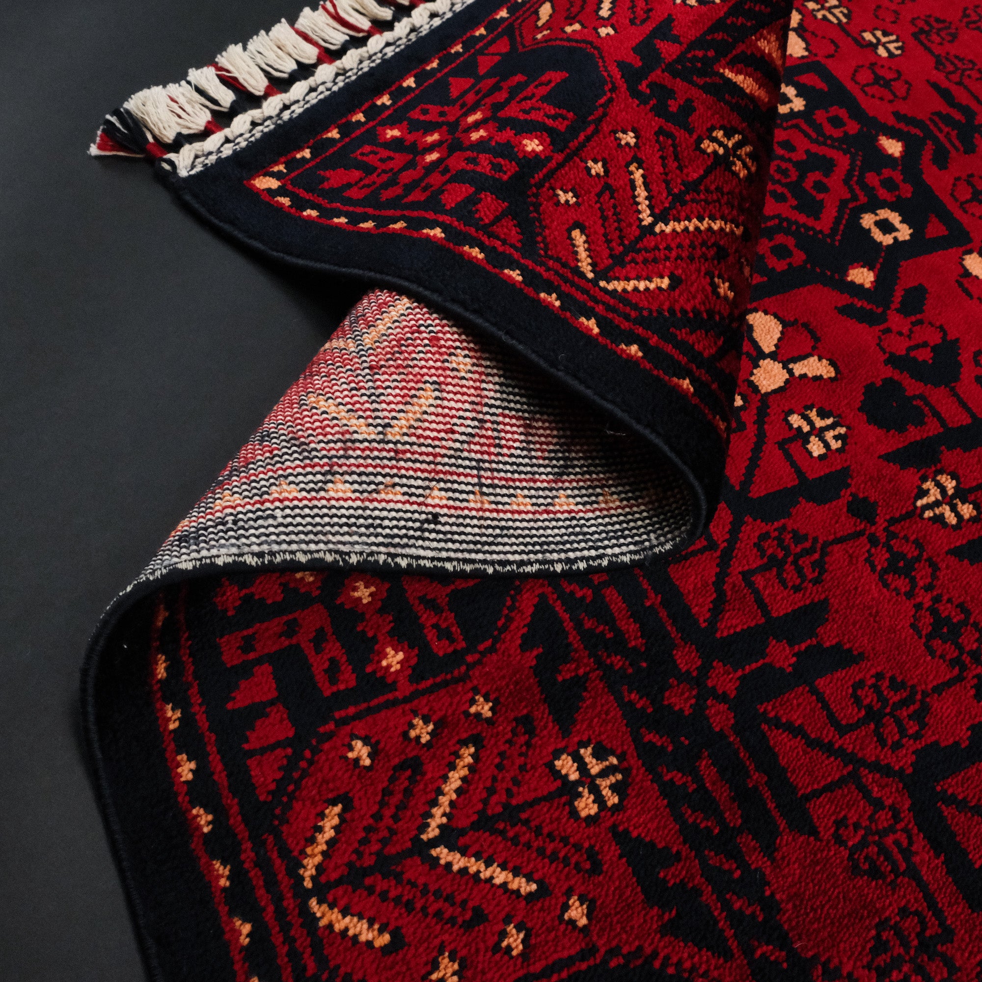 Nostalgia Afghan Design Machine Woven Carpet