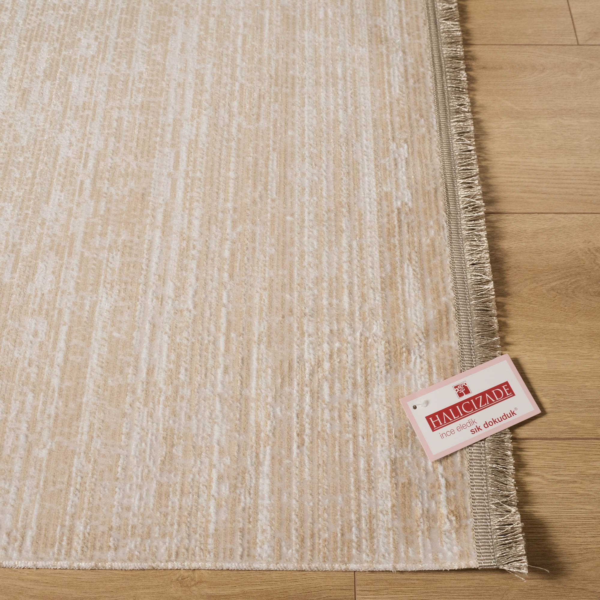 Sateen Serisi Sade Desenli Makine Dokuma Halı