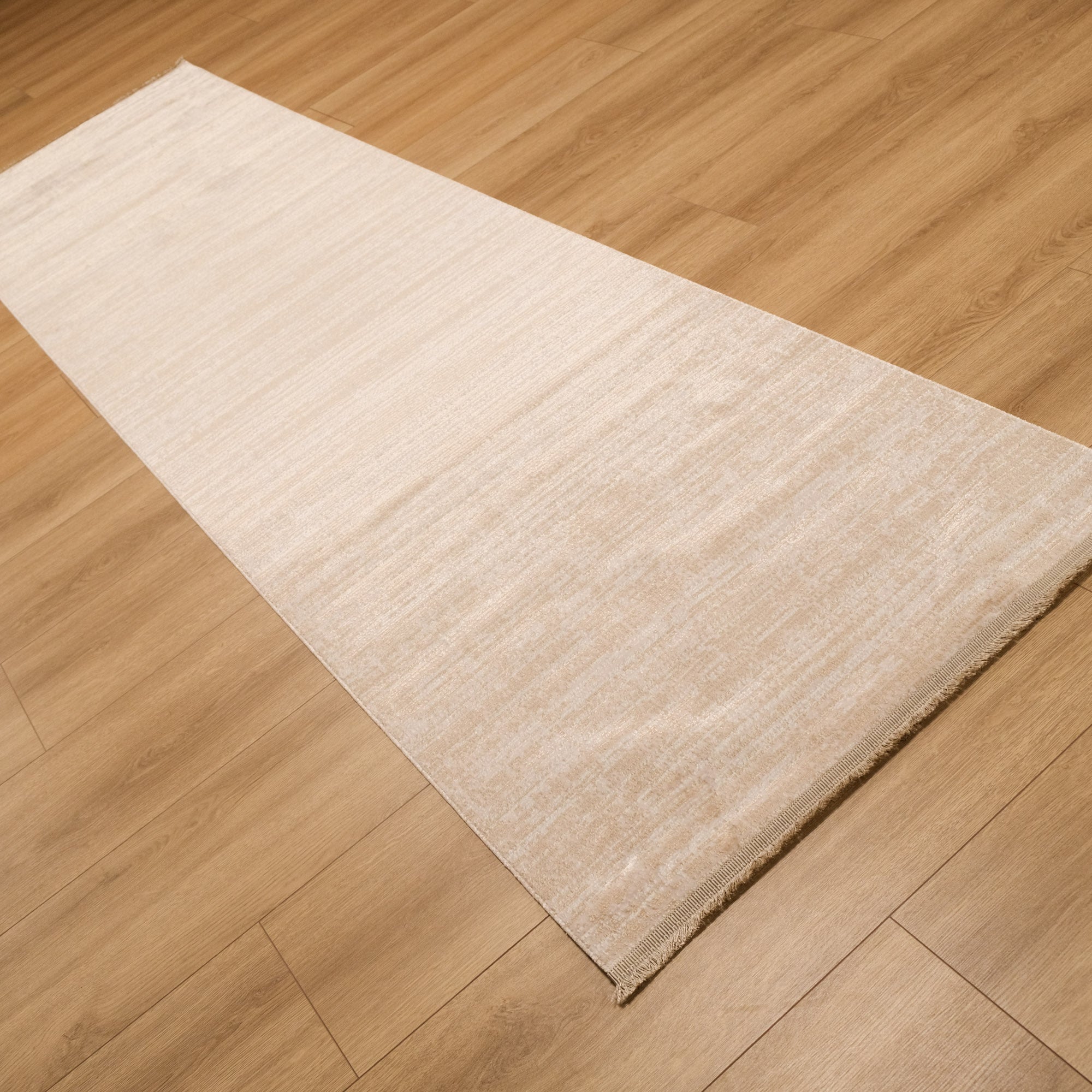 Sateen Serisi Sade Desenli Makine Dokuma Halı