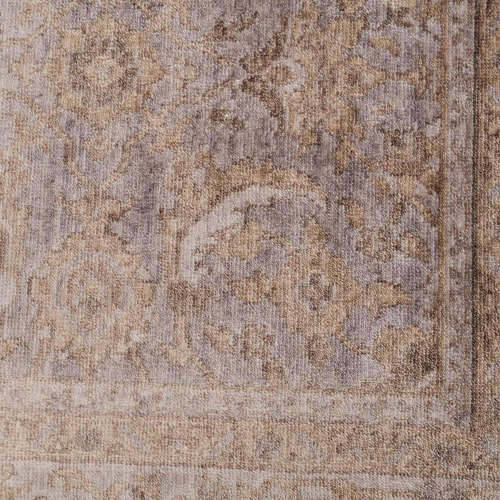 Taftan Series Vintage Patterned Loom-Woven Rug