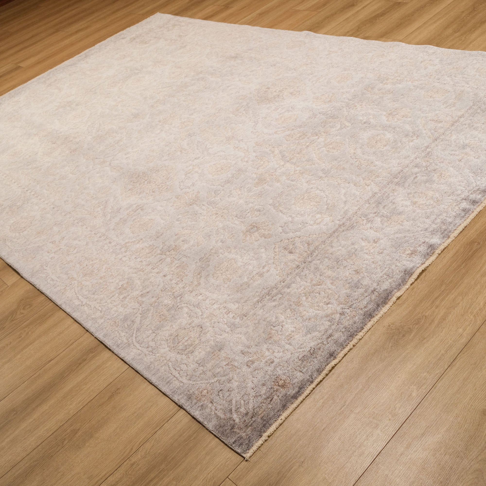 Taftan Series Vintage Patterned Loom-Woven Rug