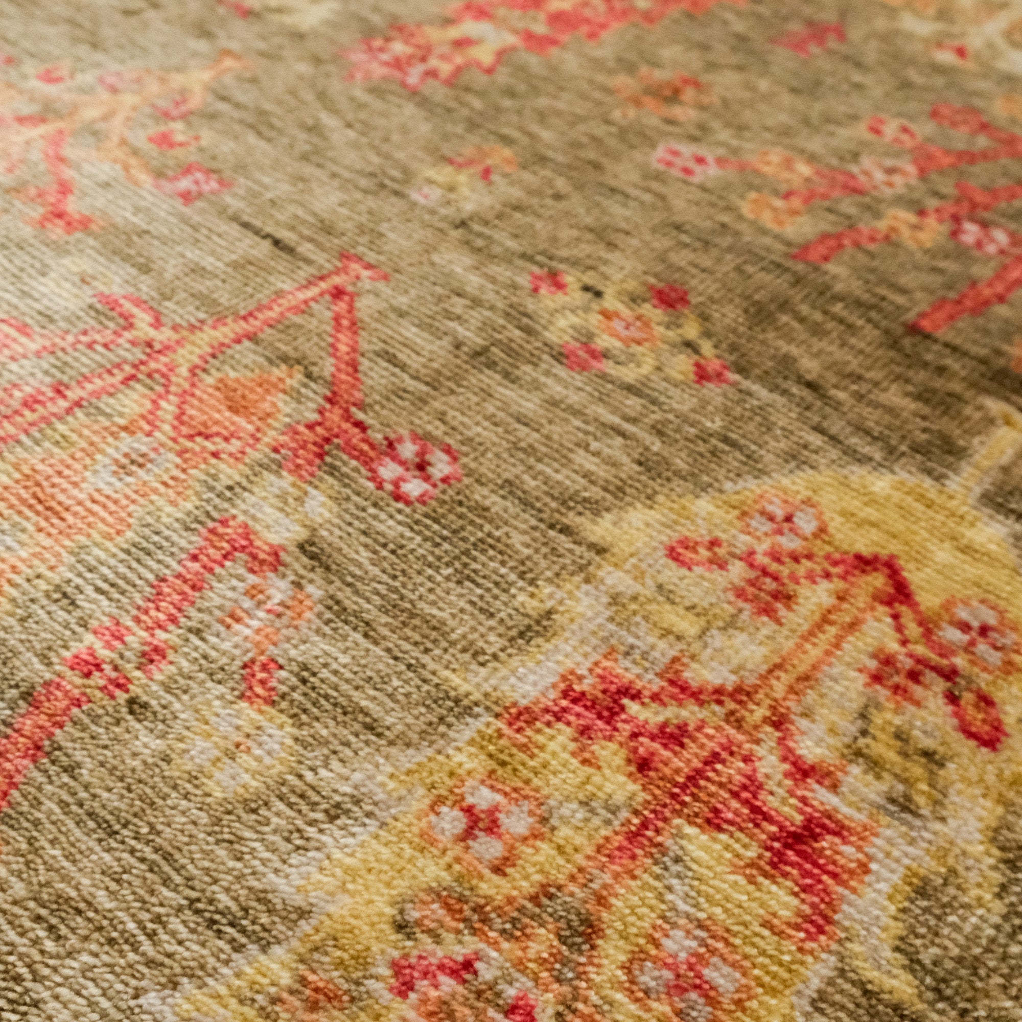 Zara Serisi Otantik Desenli Tezgah Dokuma Halı