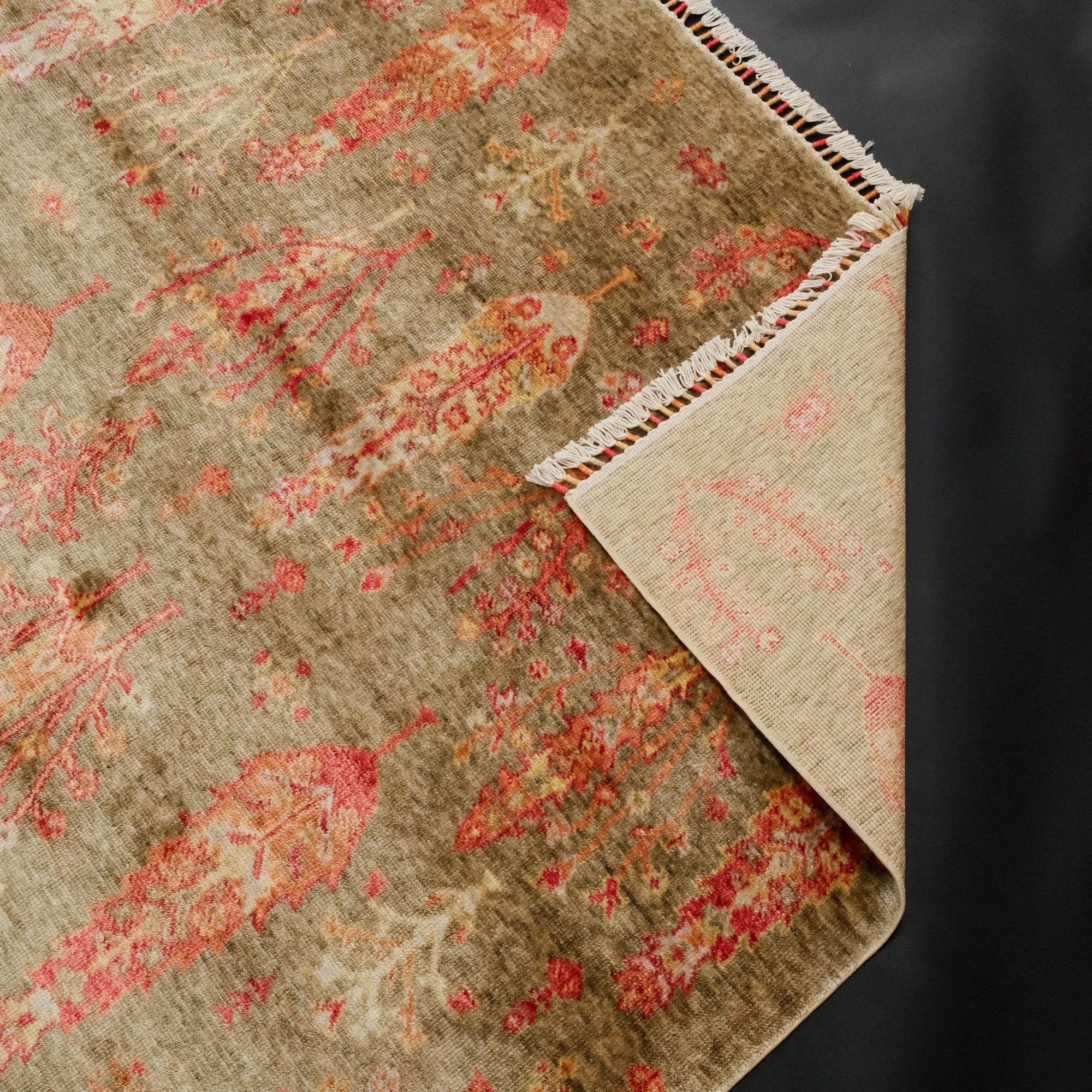 Zara Serisi Otantik Desenli Tezgah Dokuma Halı