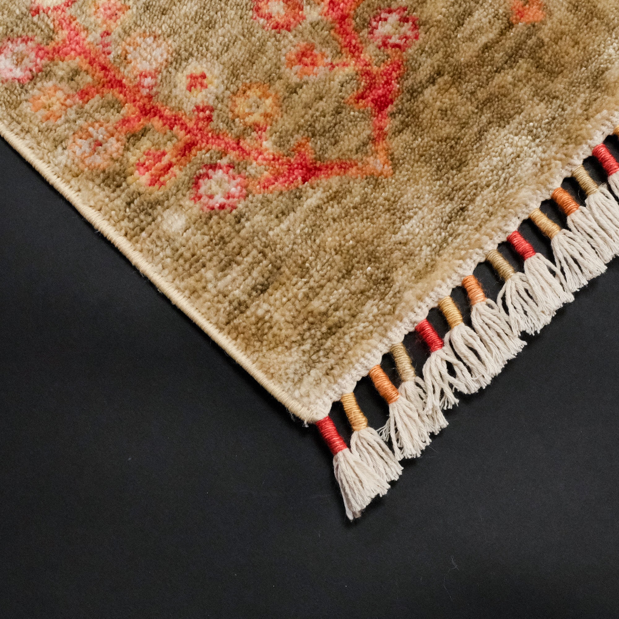 Zara Serisi Otantik Desenli Tezgah Dokuma Halı