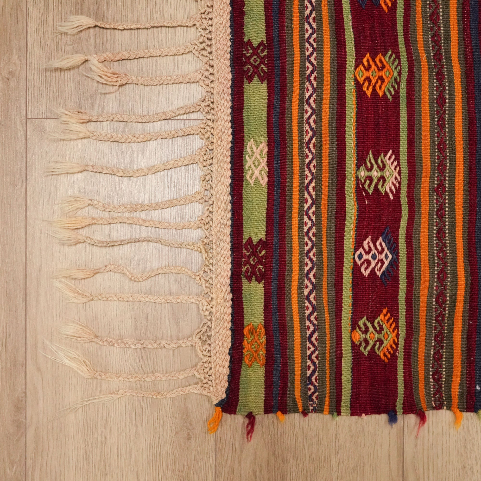 El Dokuma Anadolu Desenli Rengarenk İnlice Konya Kilimi