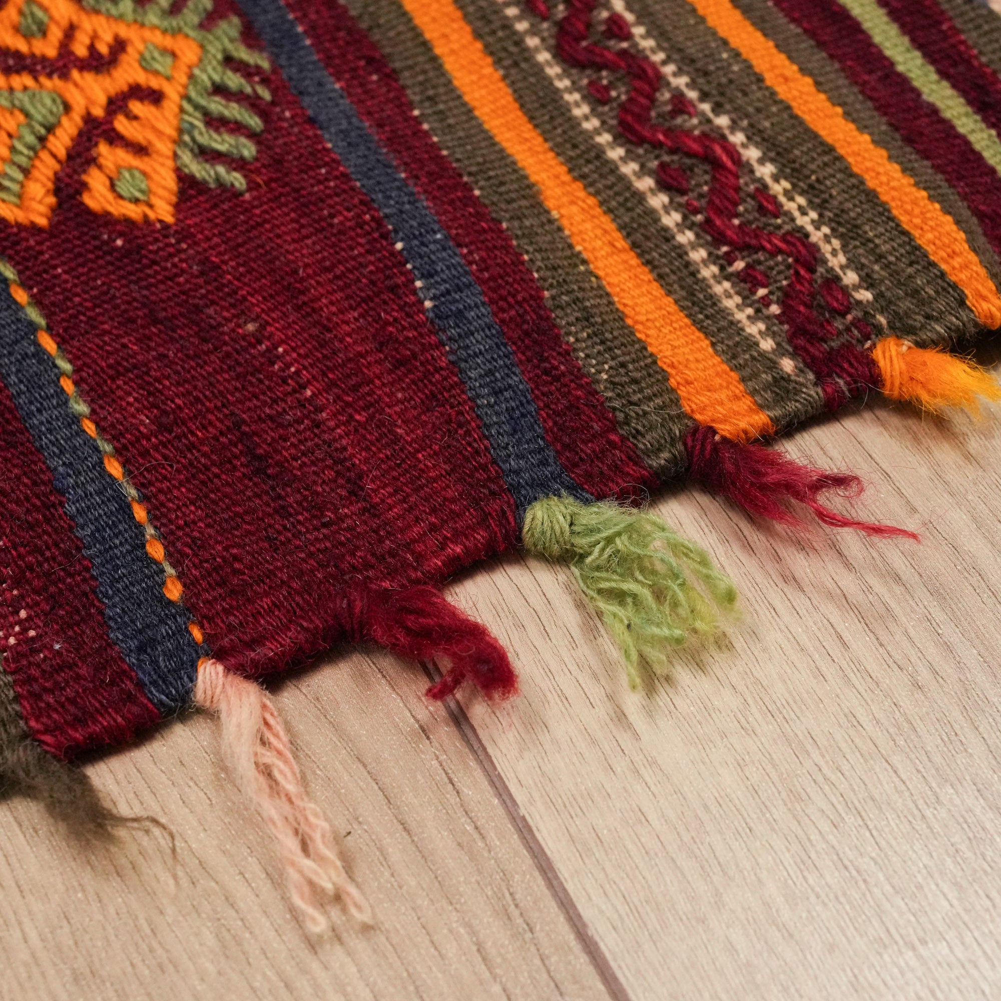 El Dokuma Anadolu Desenli Rengarenk İnlice Konya Kilimi