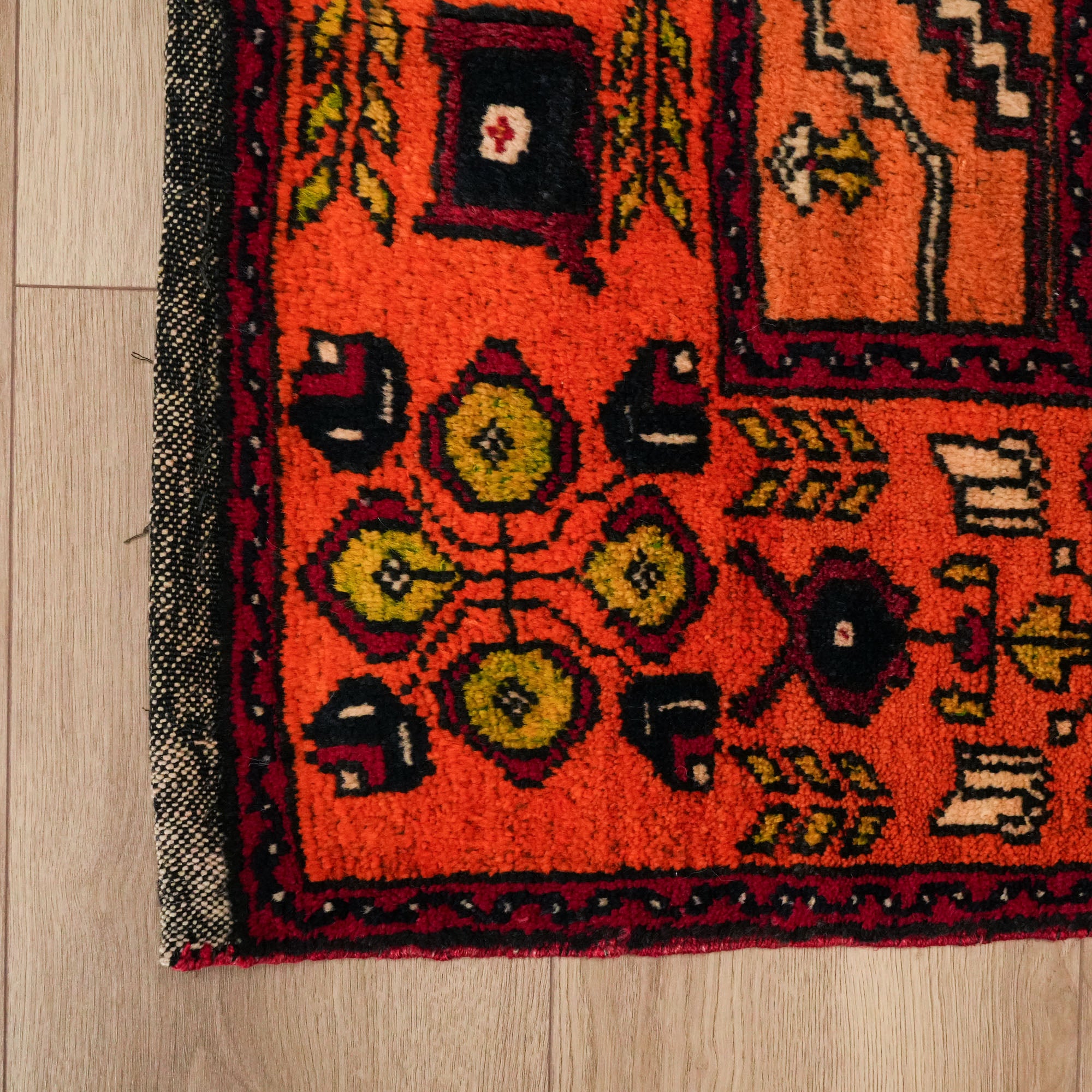 El Dokuma Anadolu Desenli Rengarenk Niğde Halısı