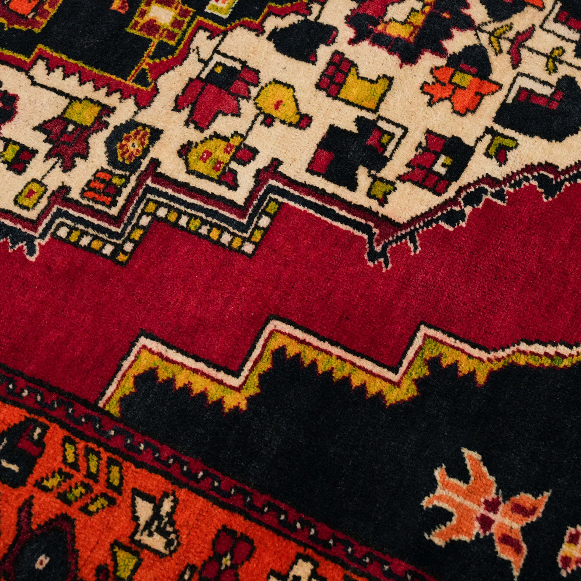 El Dokuma Anadolu Desenli Rengarenk Niğde Halısı