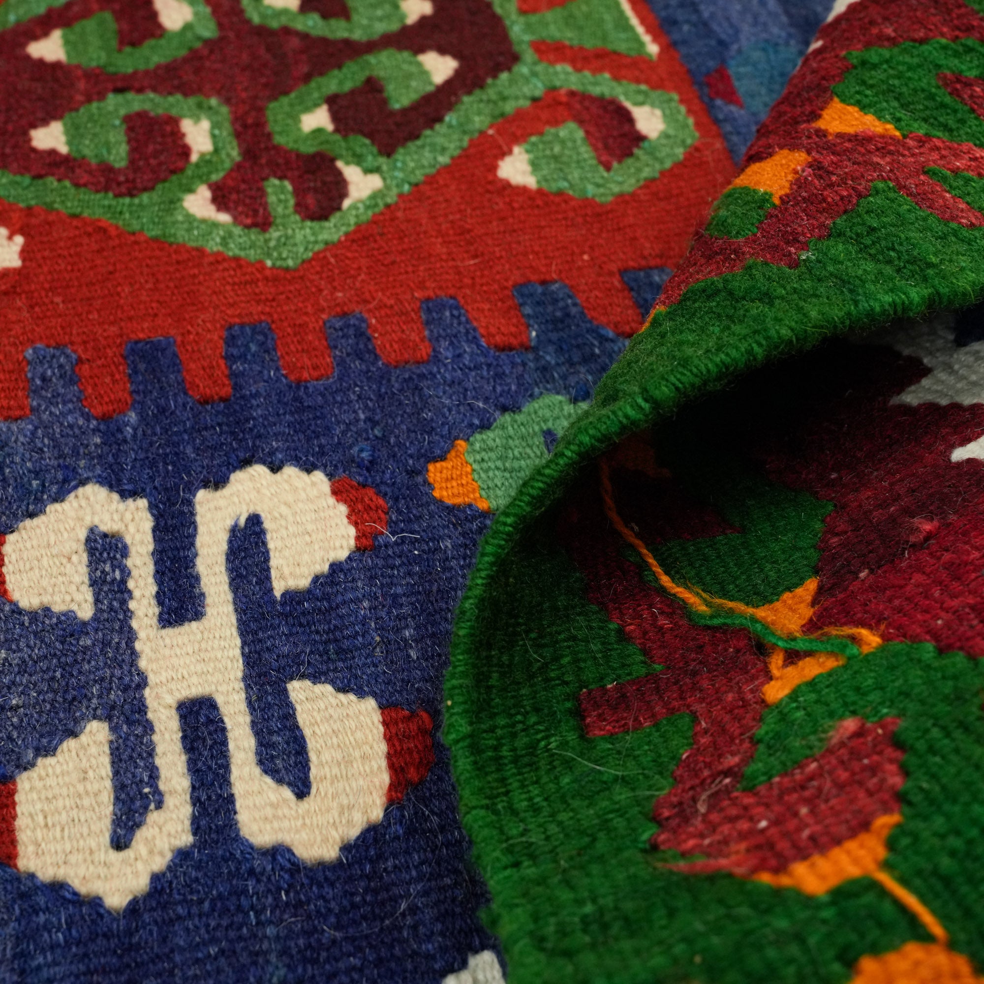 El Dokuma Anadolu Desenli Rengarenk Yün Eşme Köy Kilimi