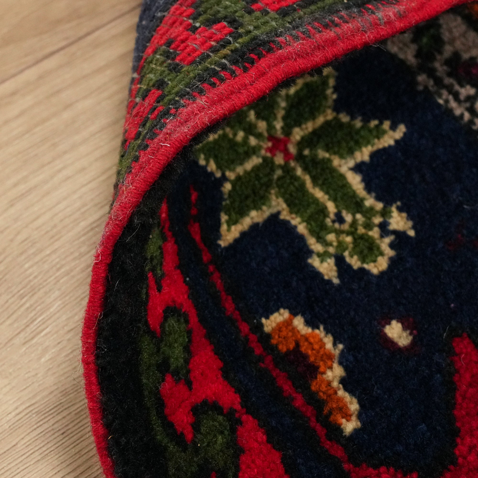 Konya Işıklar Sandık Yenisi 50 Yaş El Dokuma Yün Halı