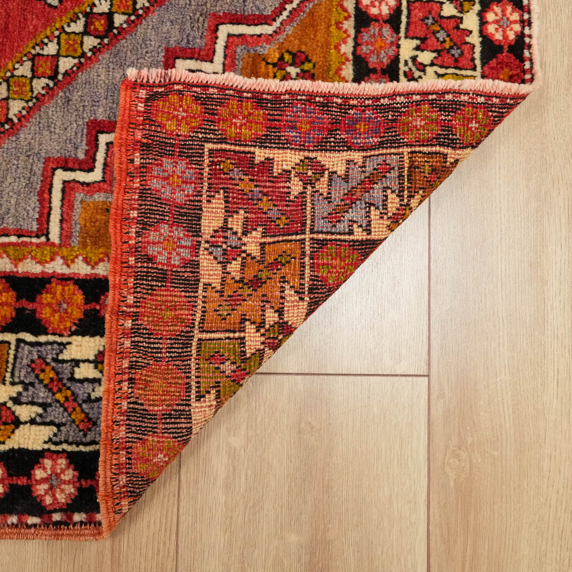 Ortaköy Sandık Eskisi 70 Yaş Kirmen El Dokuma Halı