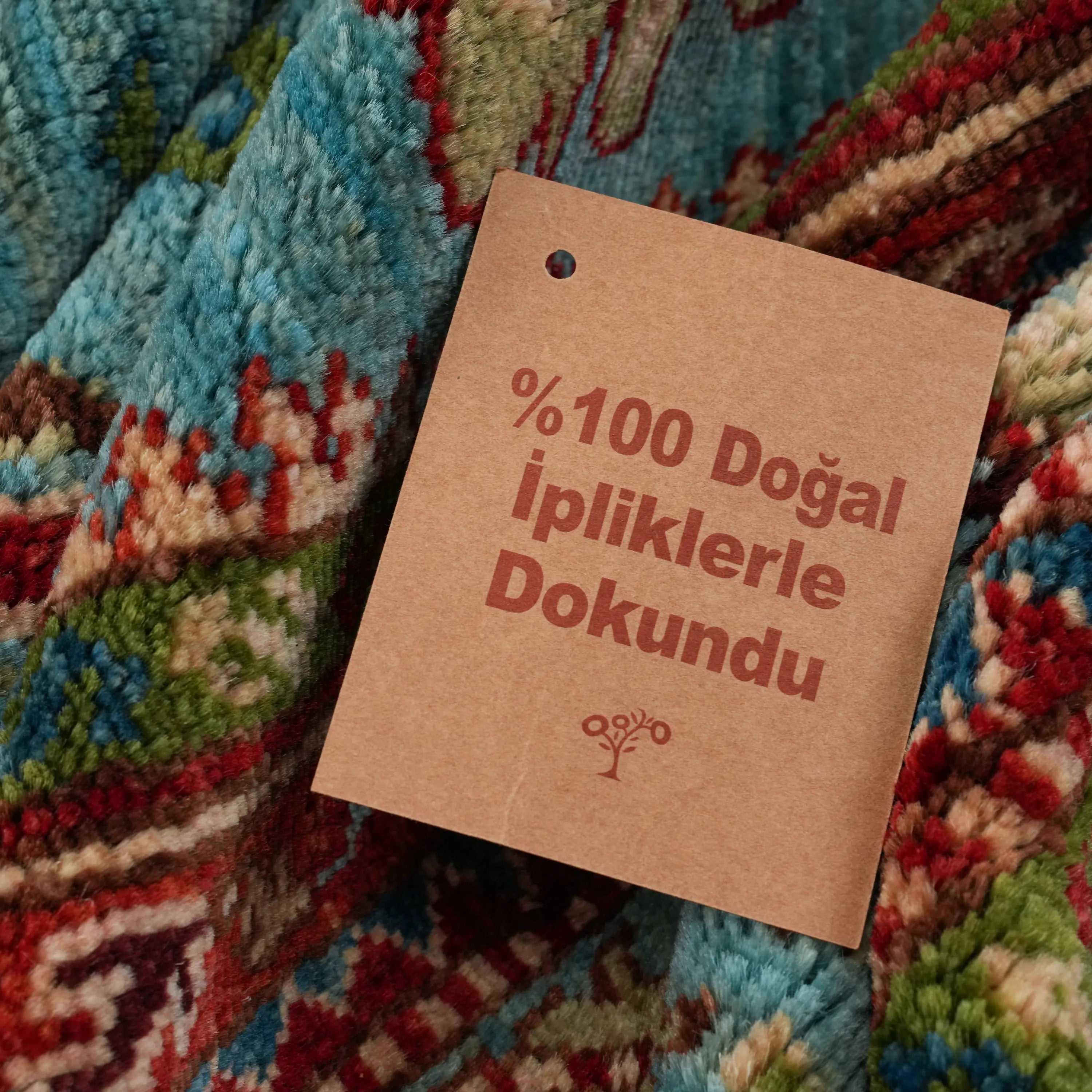 El Dokuma Anadolu Desenli Turkuaz Yün Halı
