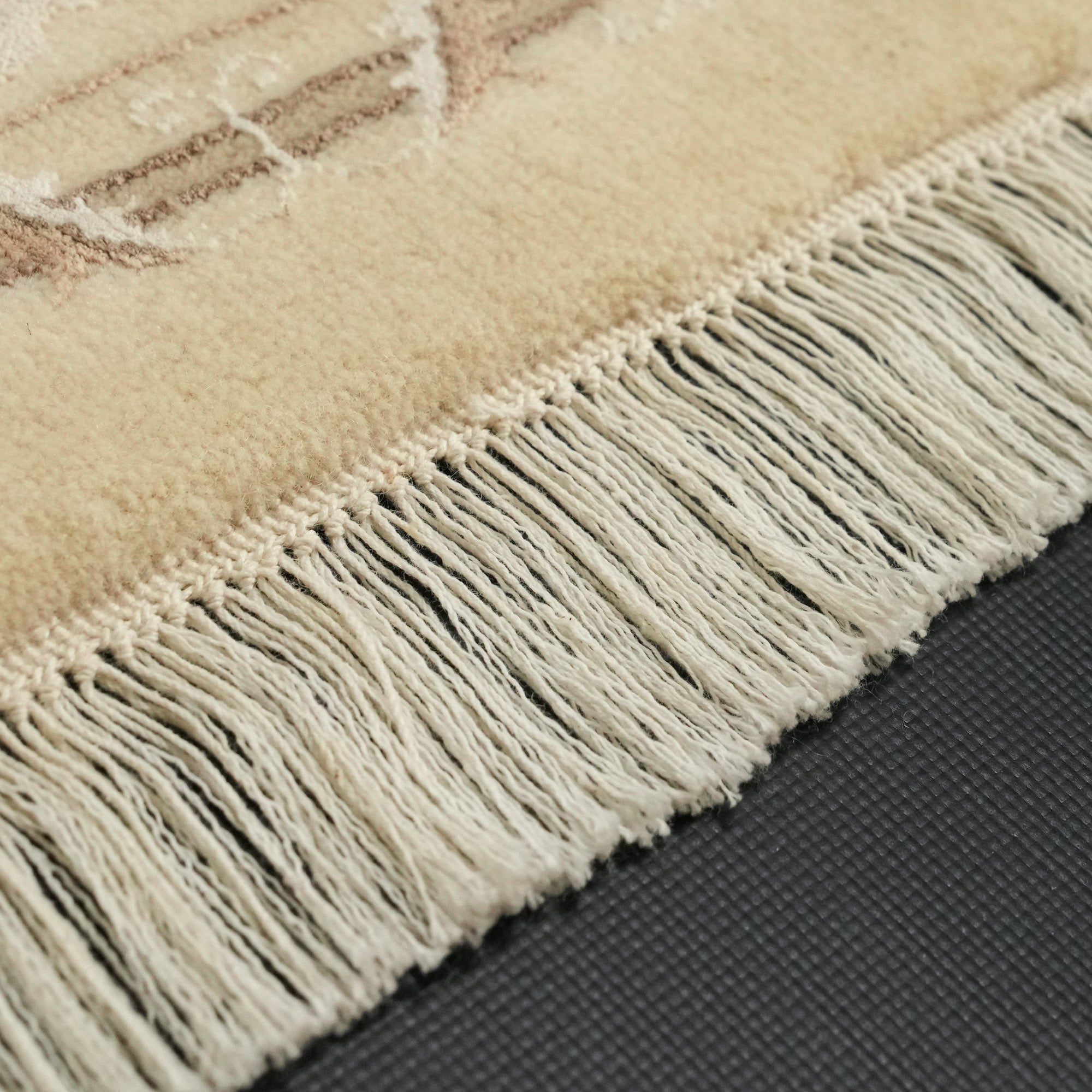 Hand Woven Frame Patterned Wool Cream Carpet