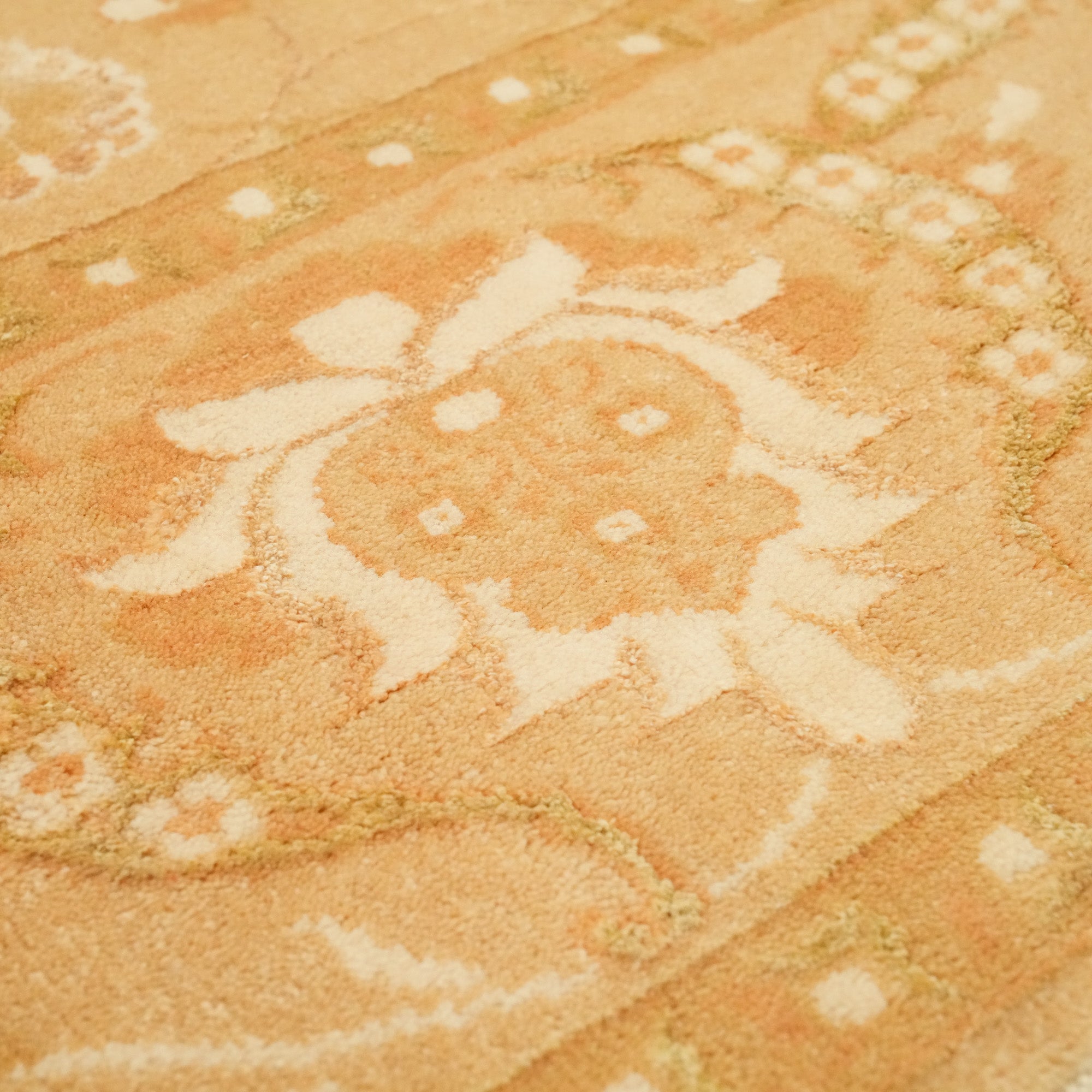 Hand Woven Floral Patterned Wool Silk Cream Carpet