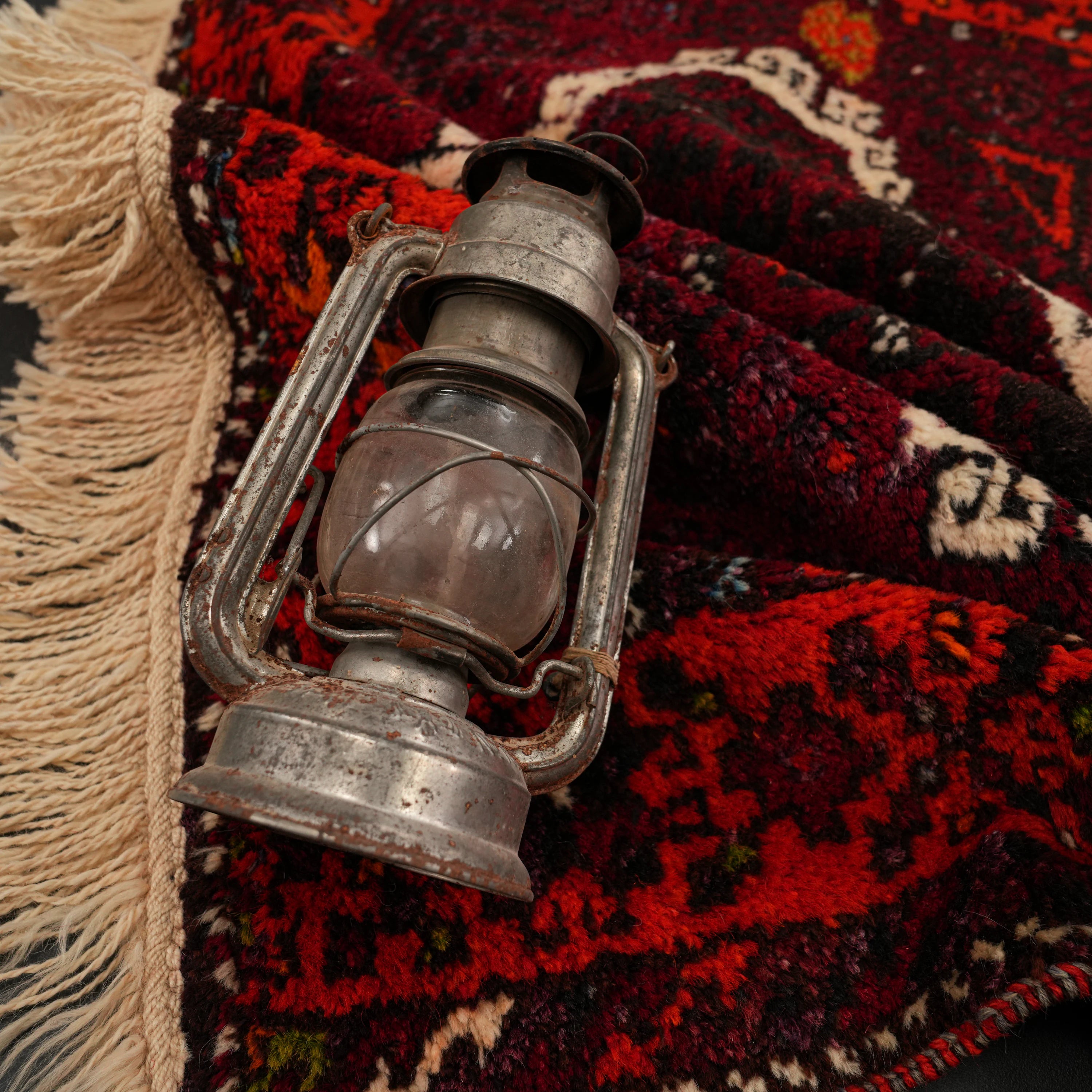 El Dokuma Kök Boyalı 70+ Yaş Sandık Eskisi Kırmızı Antep Halısı