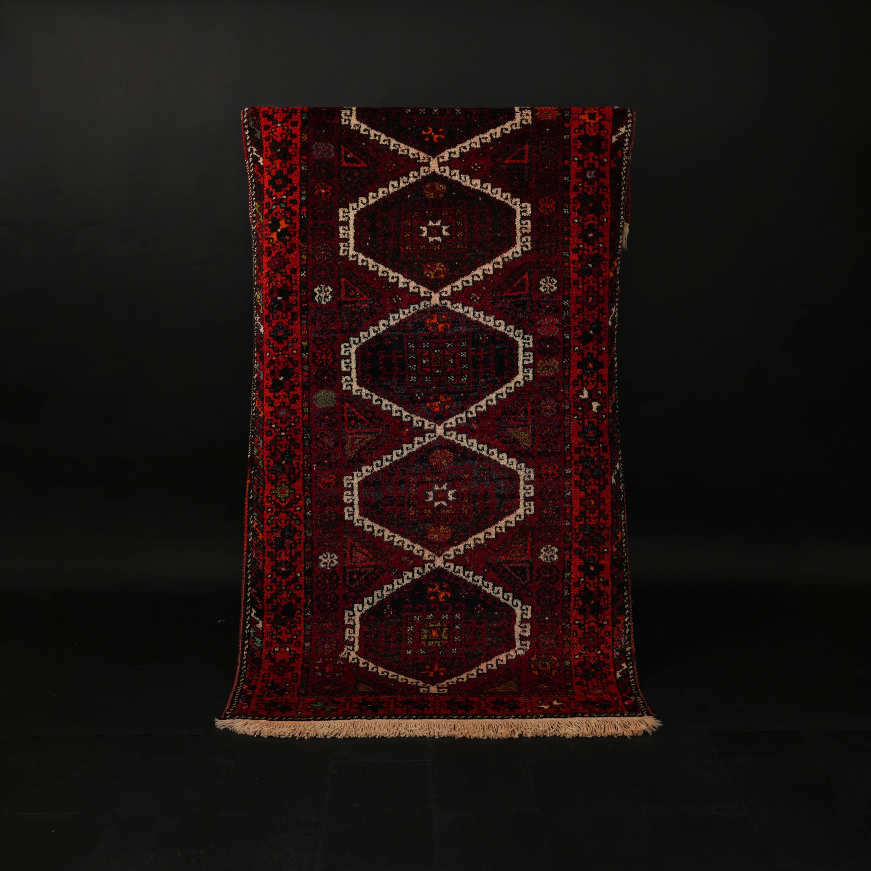 El Dokuma Kök Boyalı 70+ Yaş Sandık Eskisi Kırmızı Antep Halısı