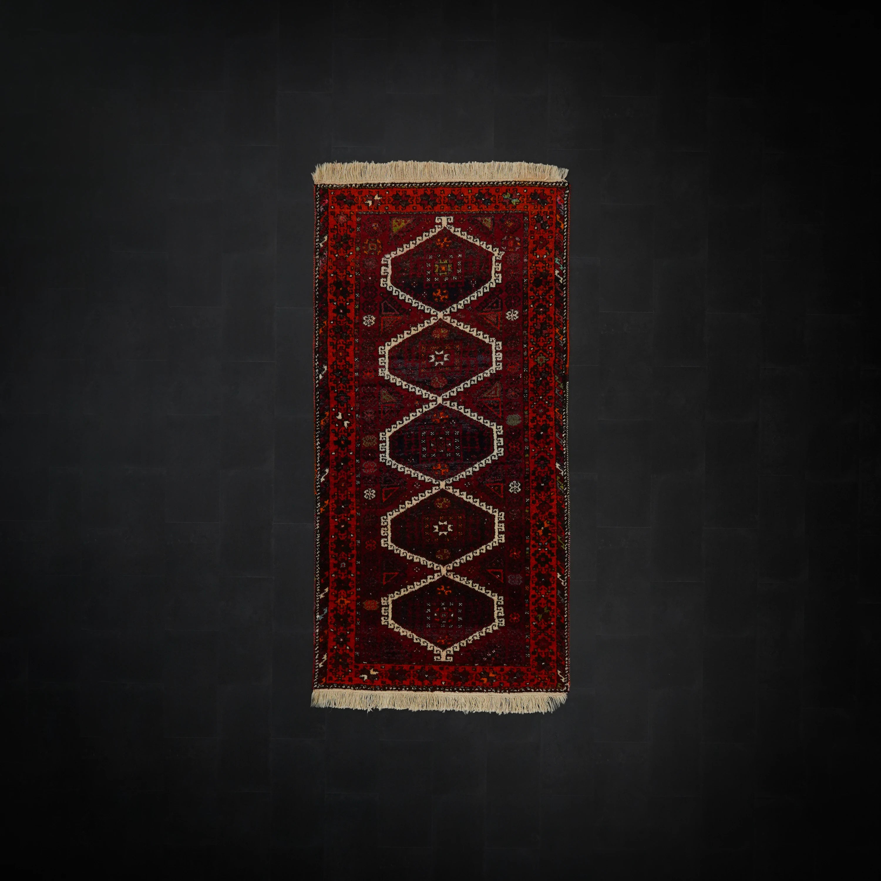 El Dokuma Kök Boyalı 70+ Yaş Sandık Eskisi Kırmızı Antep Halısı