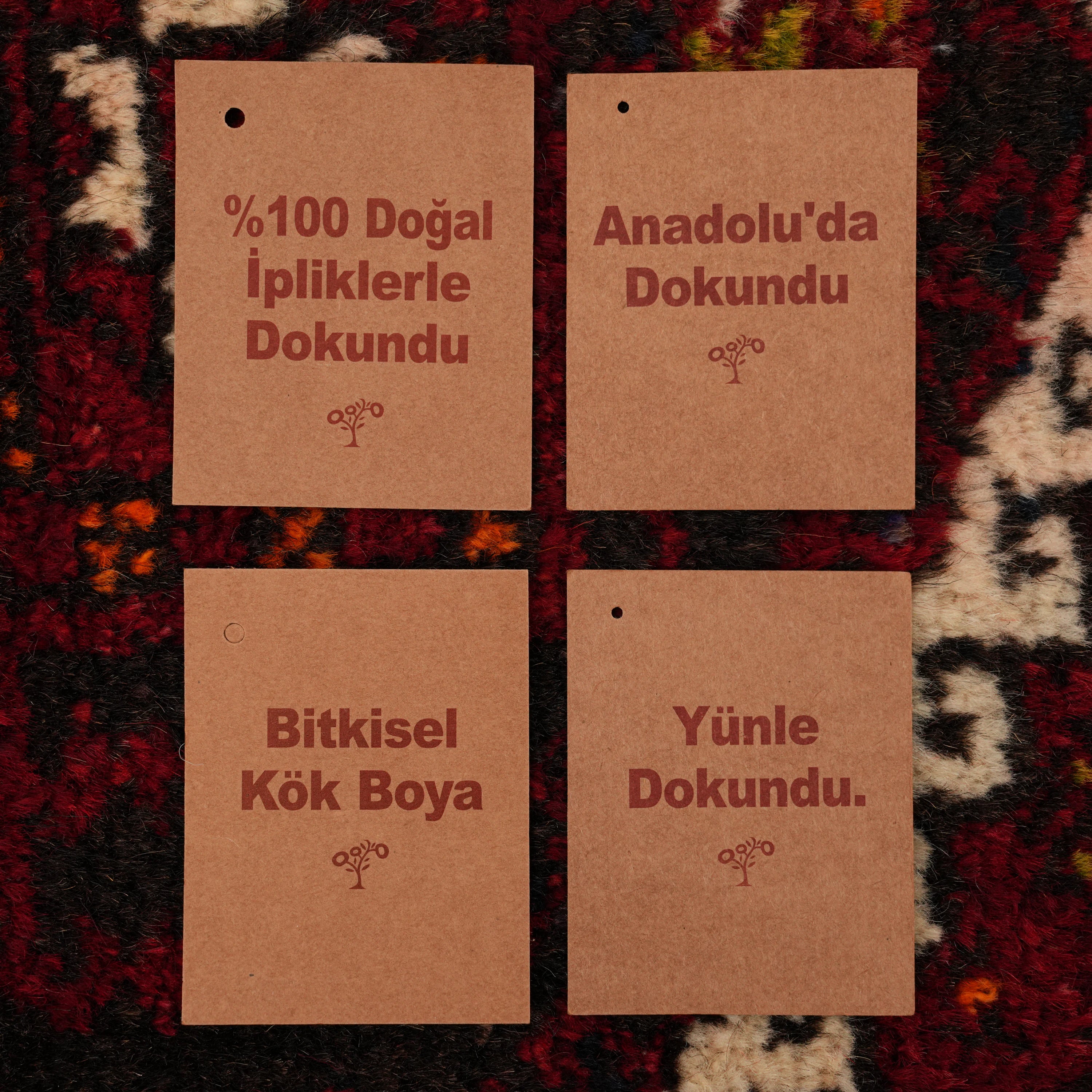 El Dokuma Kök Boyalı 70+ Yaş Sandık Eskisi Kırmızı Antep Halısı