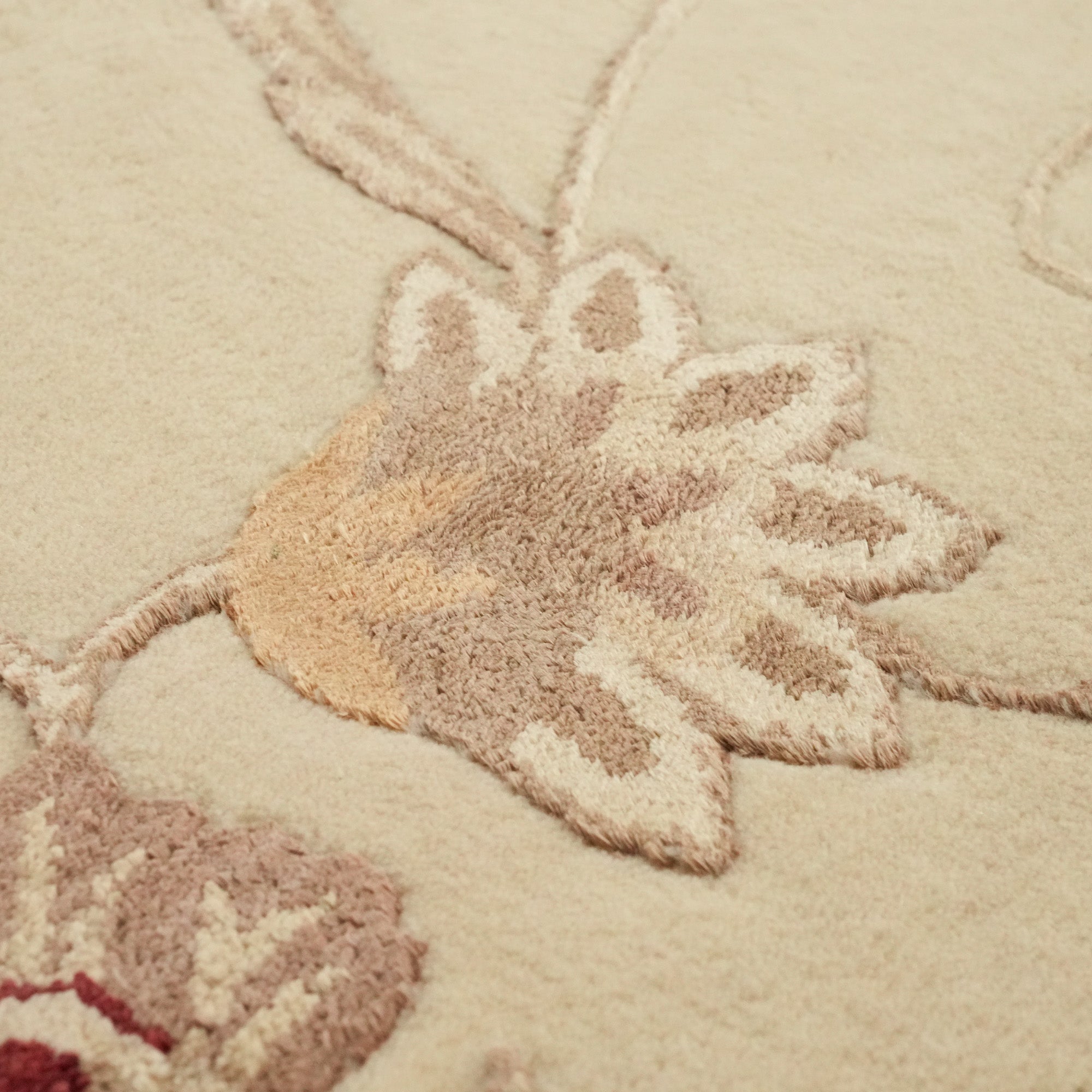 Hand Woven Cream Flower Patterned Classic Wool Carpet
